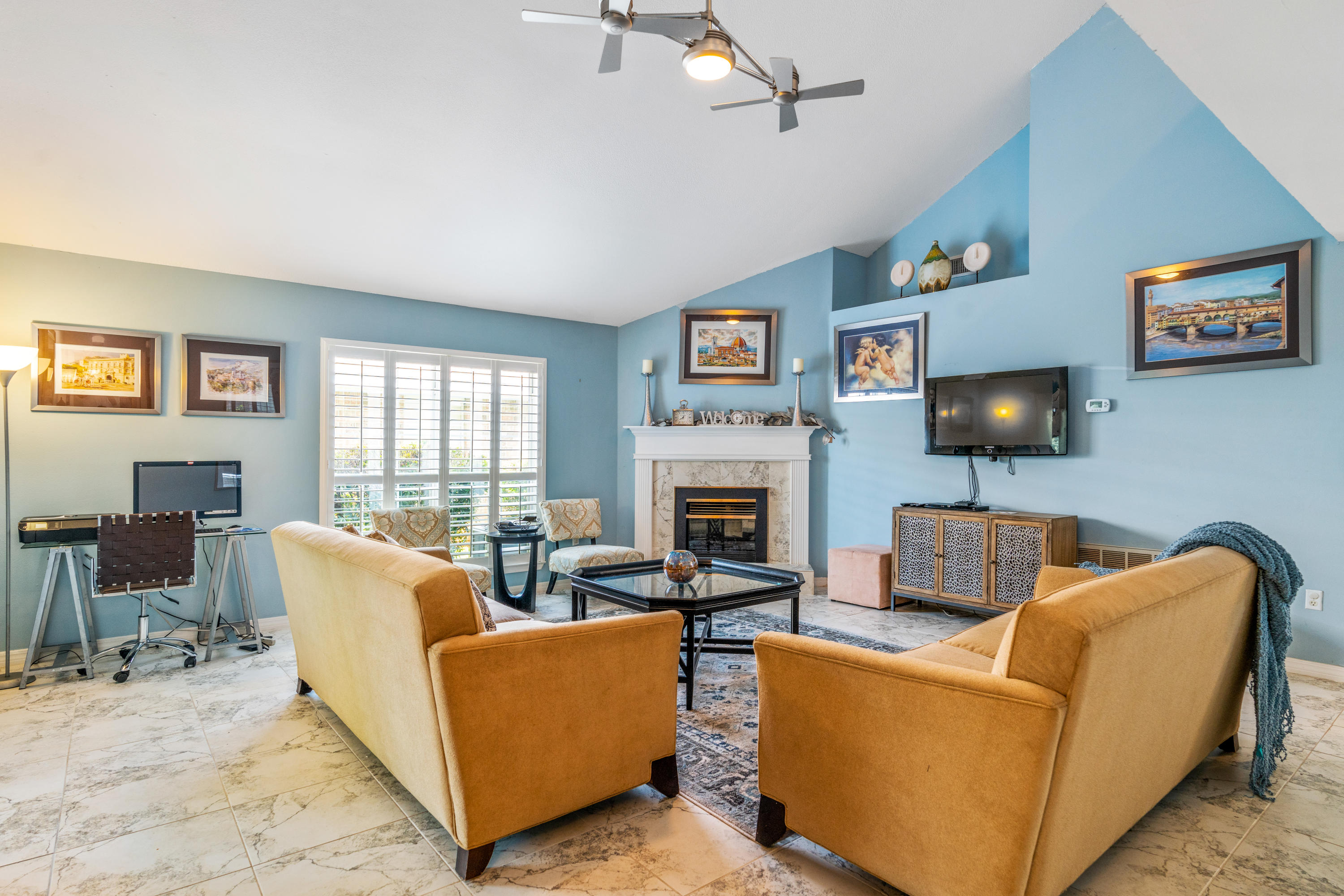 EMERALD LAKES PH 3 - Residential