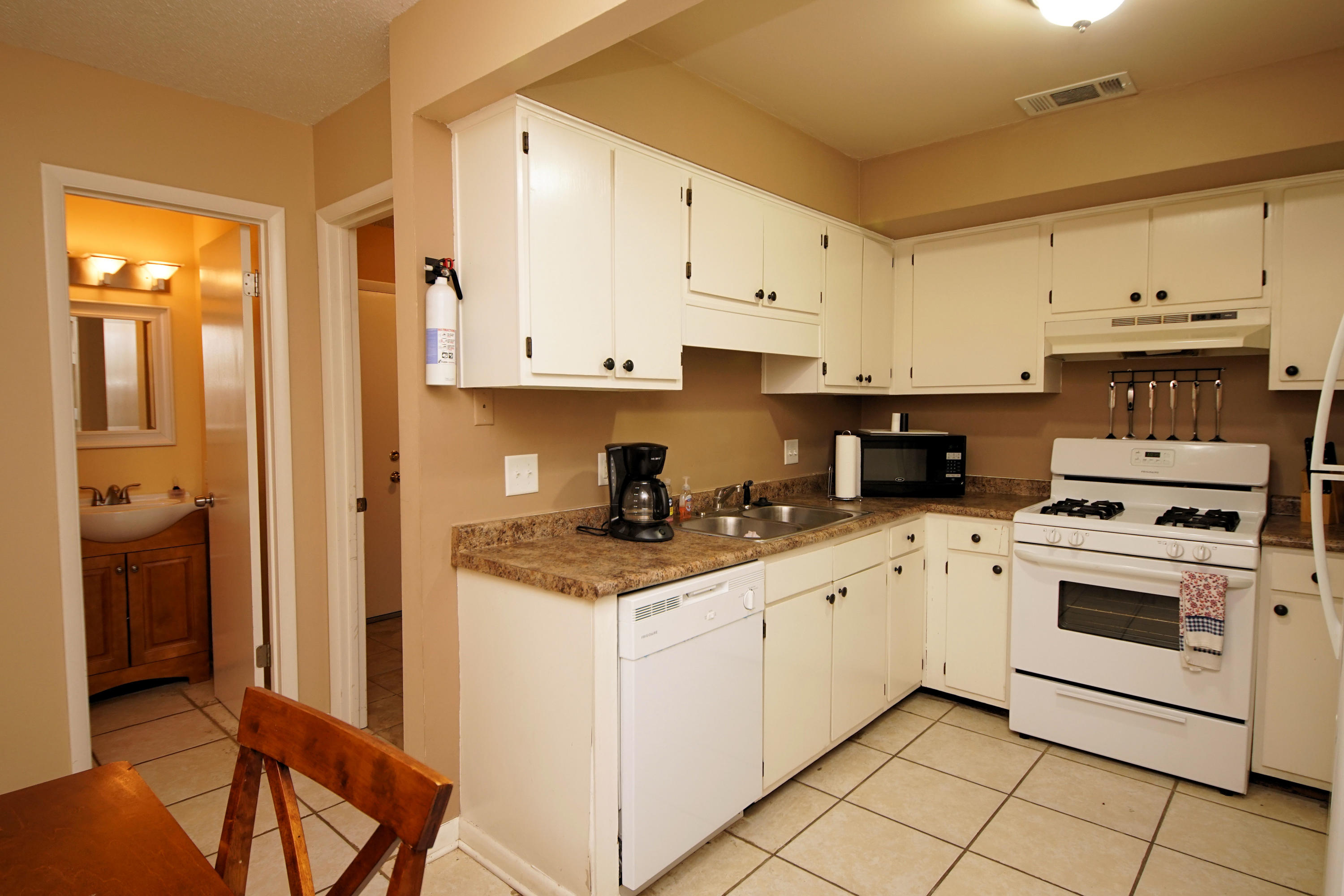 COUNTRY VILLAS PH 2 - Residential