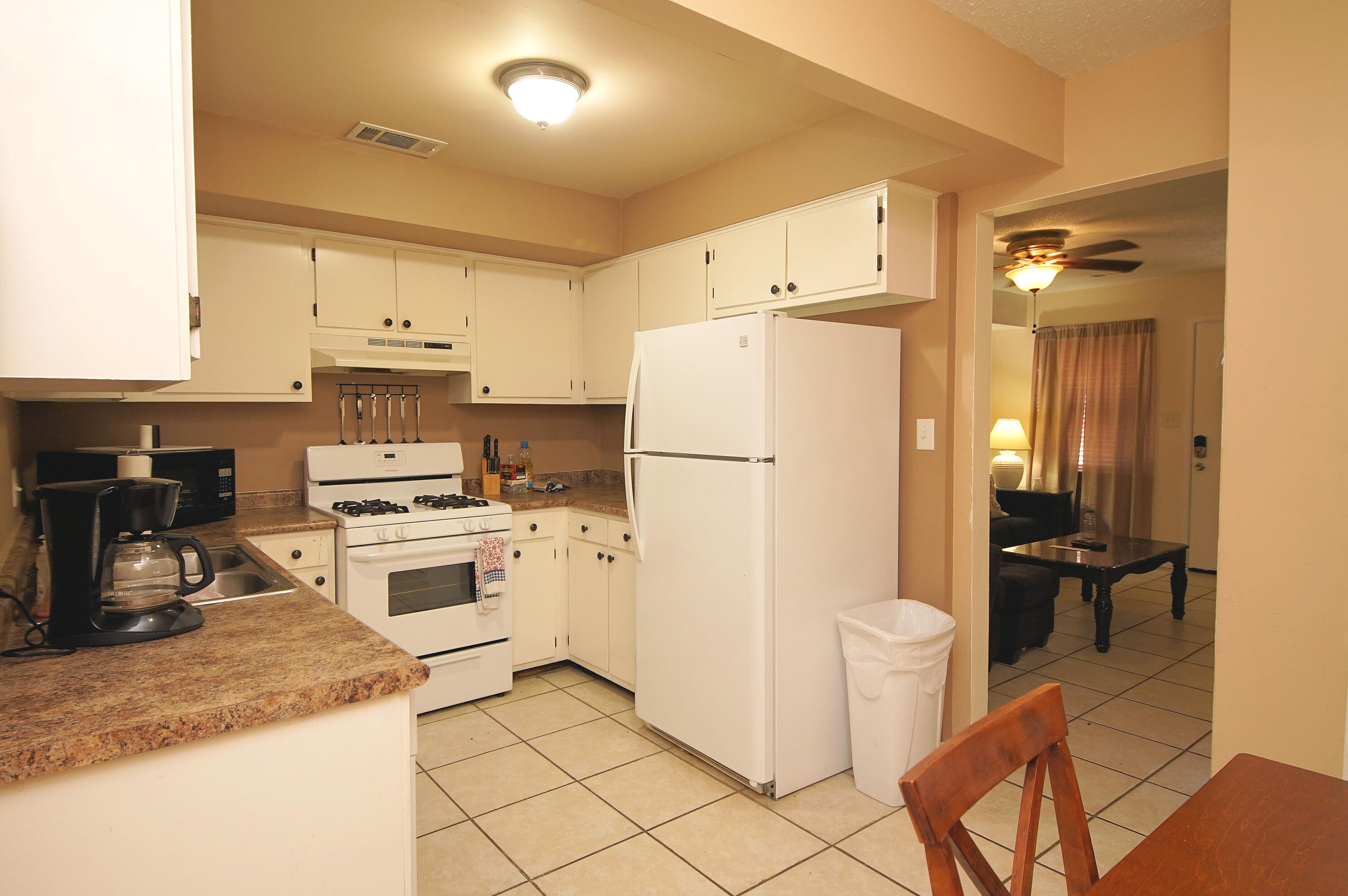 COUNTRY VILLAS PH 2 - Residential