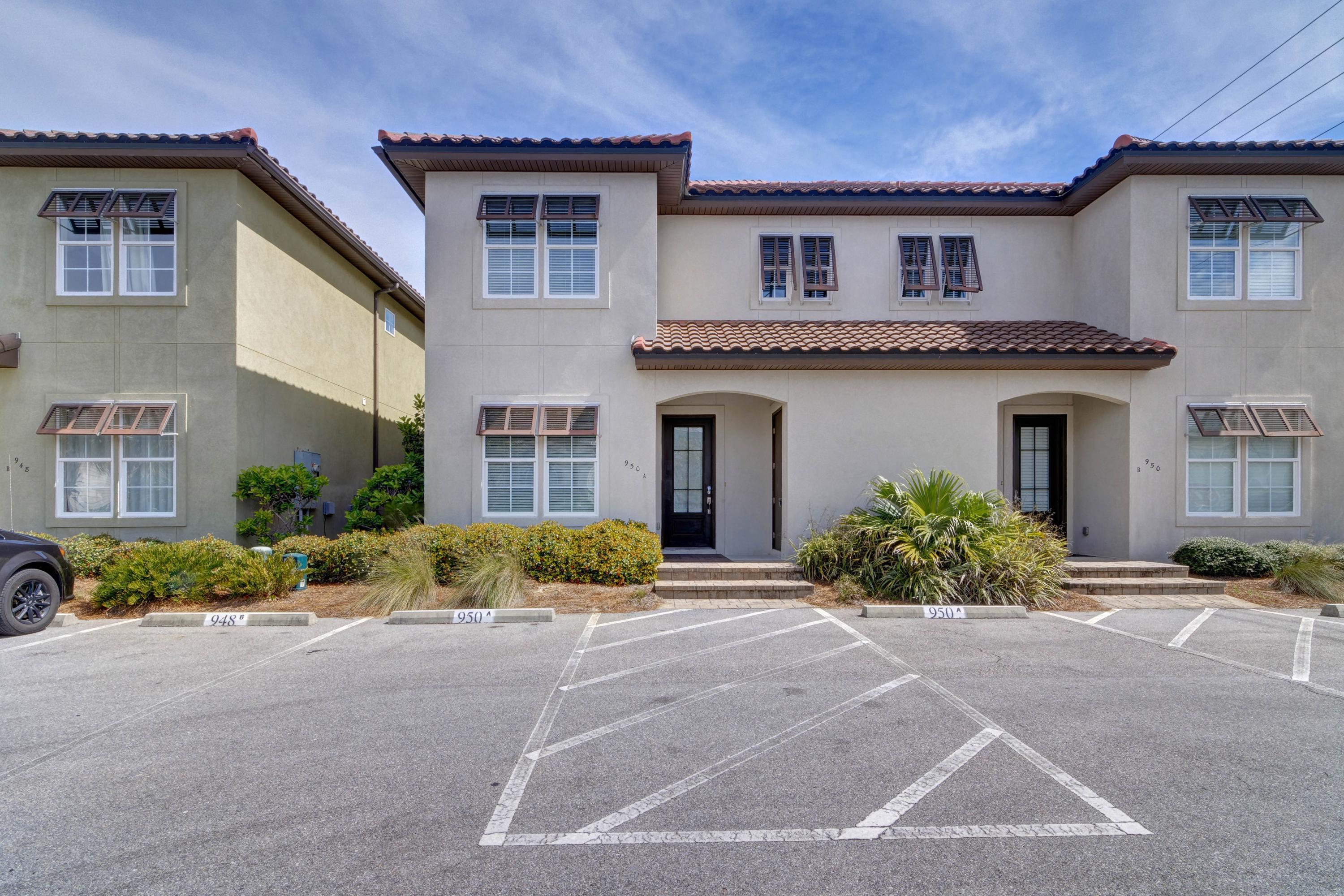 MIRAMAR BEACH VILLAS - Residential