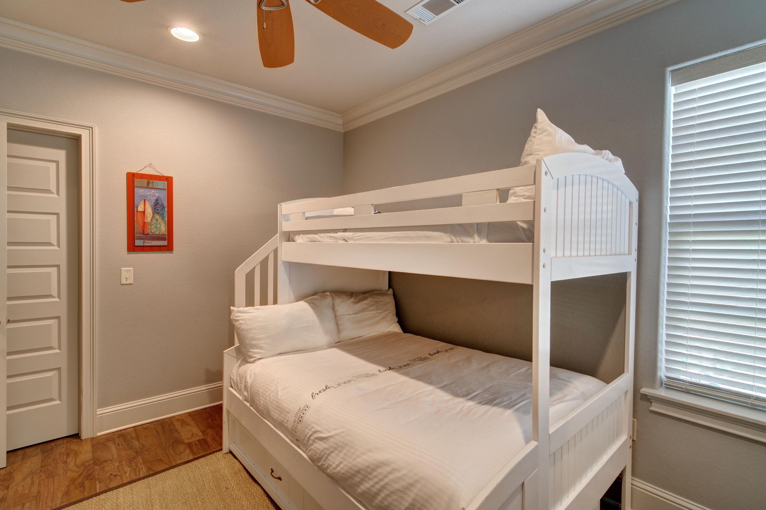 MIRAMAR BEACH VILLAS - Residential