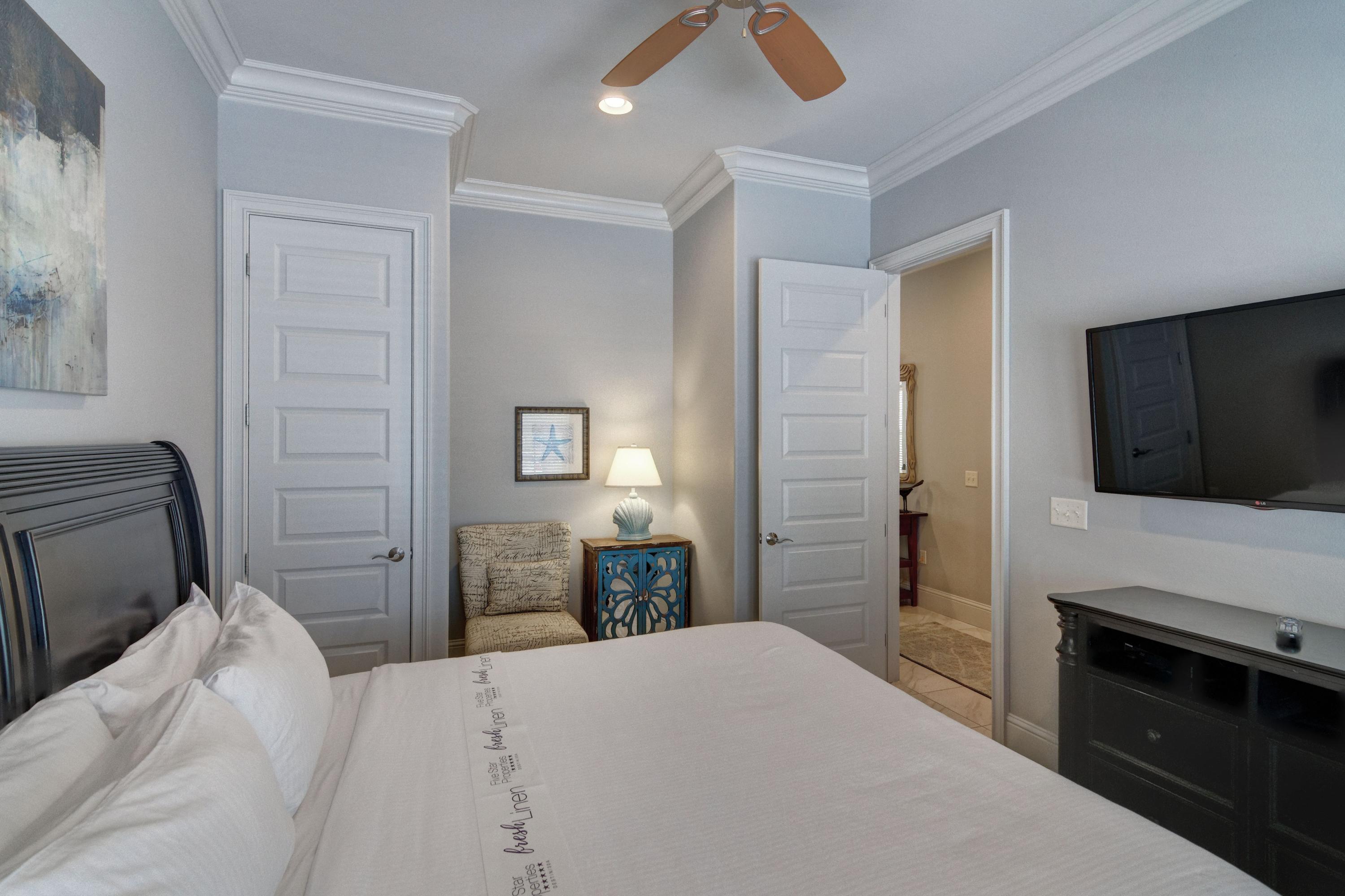 MIRAMAR BEACH VILLAS - Residential