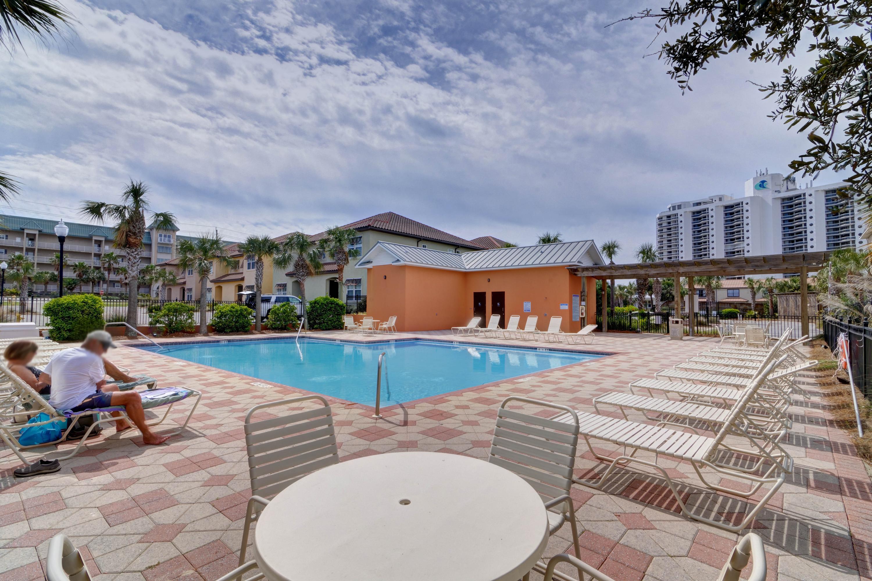 MIRAMAR BEACH VILLAS - Residential