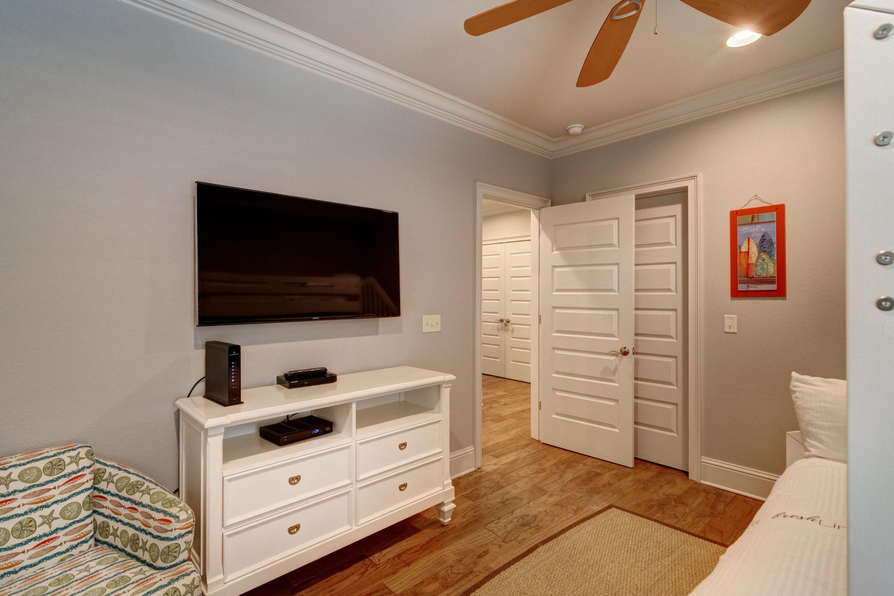 MIRAMAR BEACH VILLAS - Residential