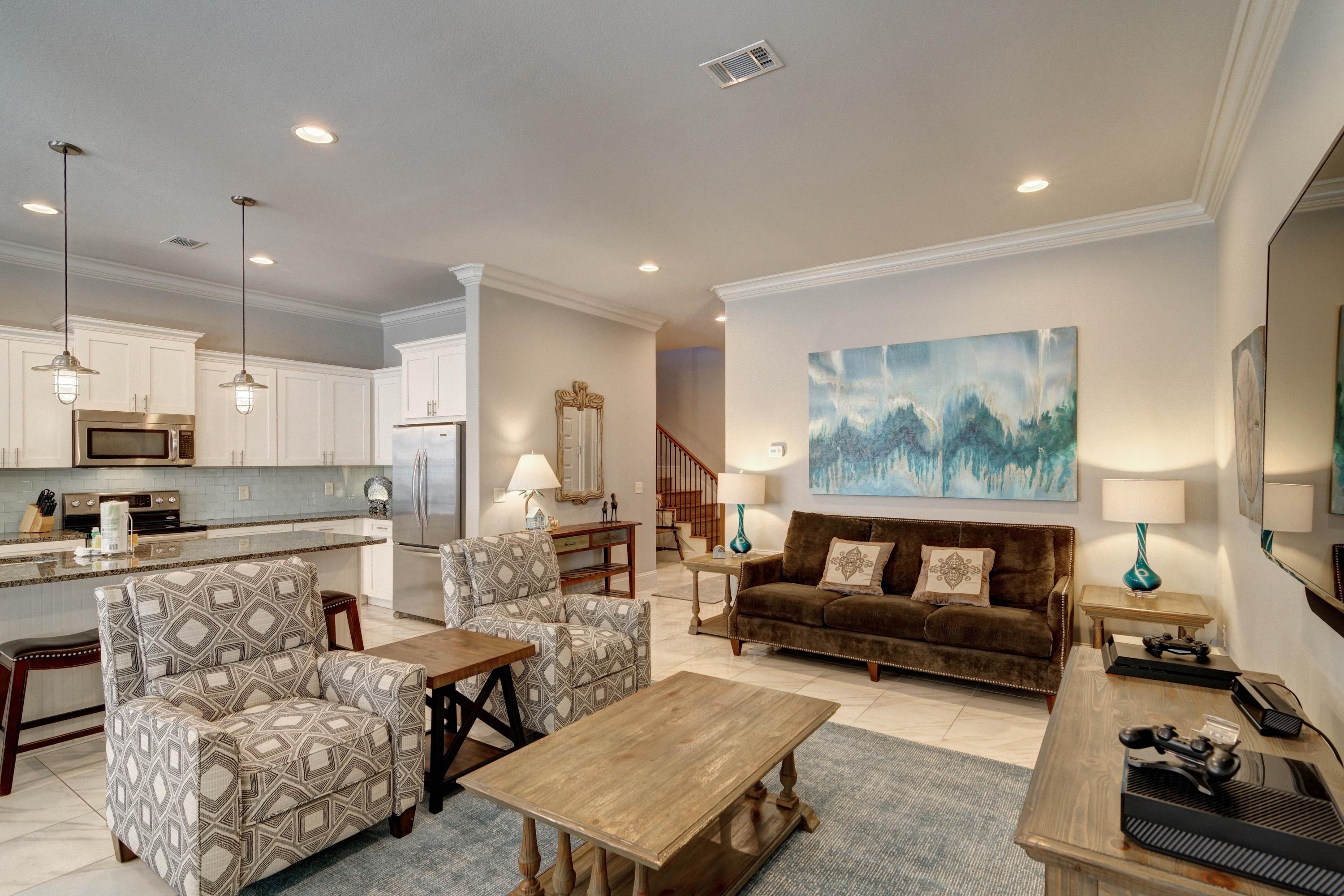 MIRAMAR BEACH VILLAS - Residential