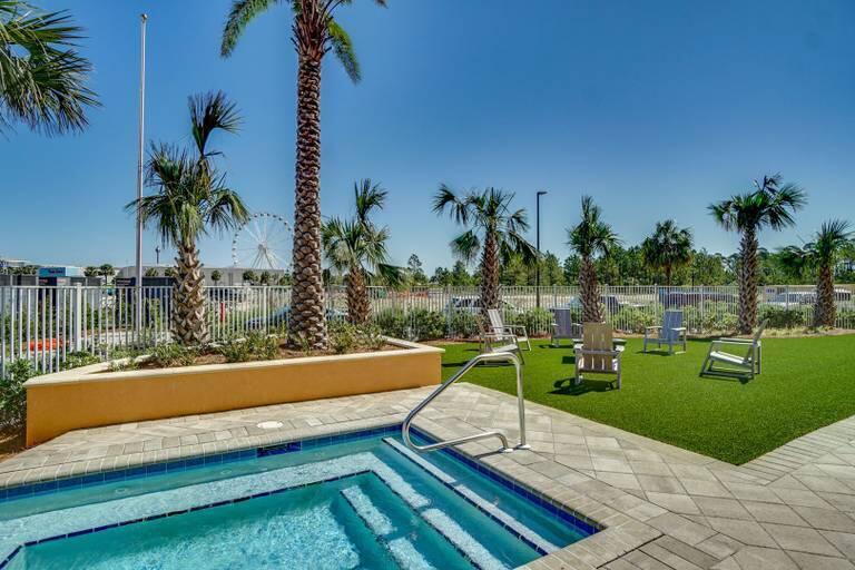 Calypso Towers III - Residential