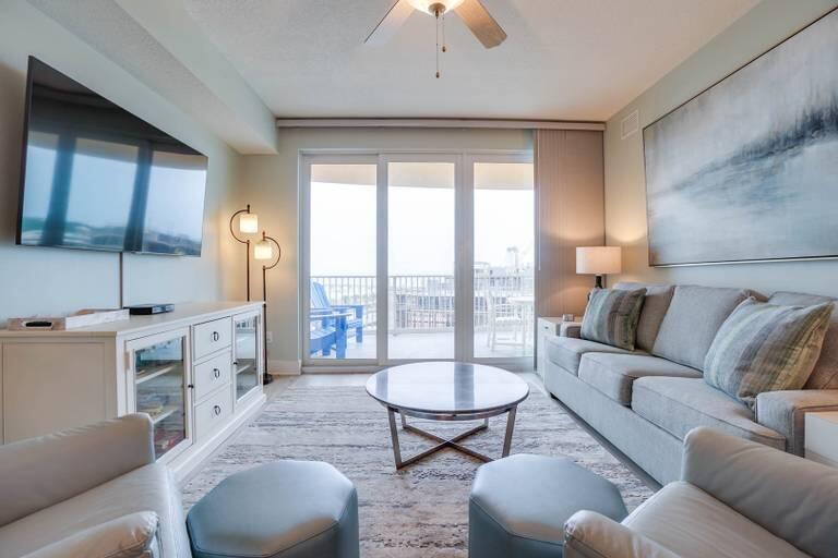 Calypso Towers III - Residential