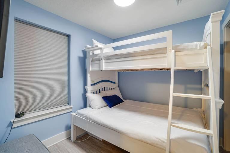 Calypso Towers III - Residential