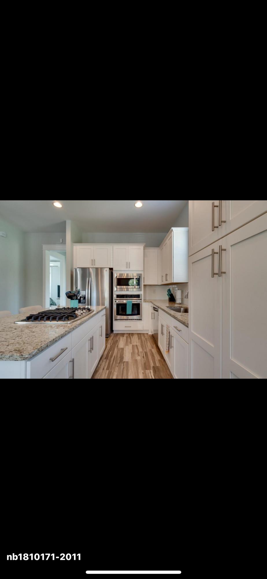 GRANDE POINTE - Residential