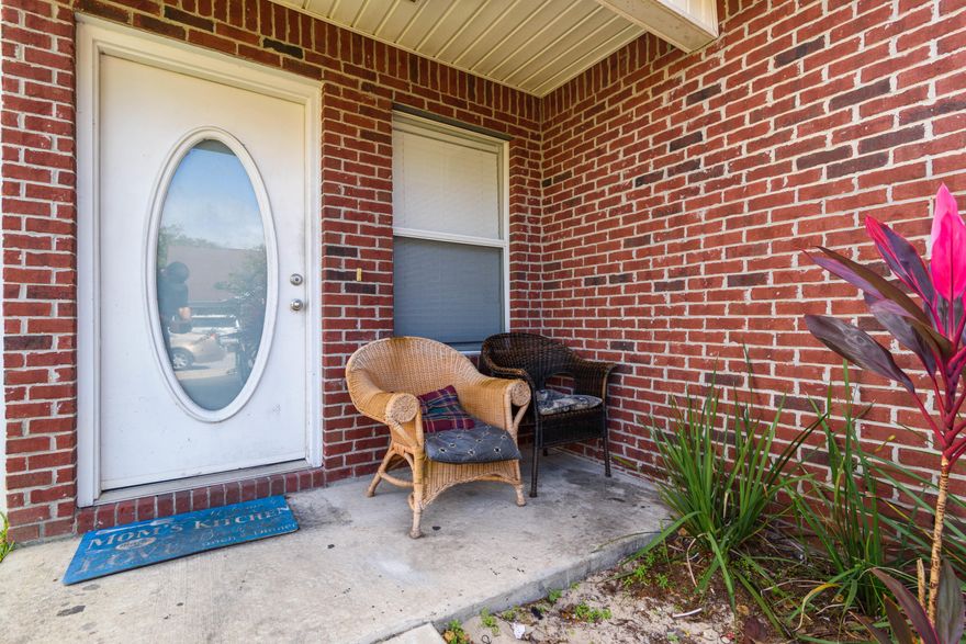 Looking for a great location with easy access to beaches, shopping and all that the Emerald Coast has to offer? This Quail Run end unit offers two spacious guest bedrooms upstairs and large master bedroom downstairs. There are two full bathrooms; one upstairs and one downstairs. This unit backs up to a residential area and is located towards the end of the street.