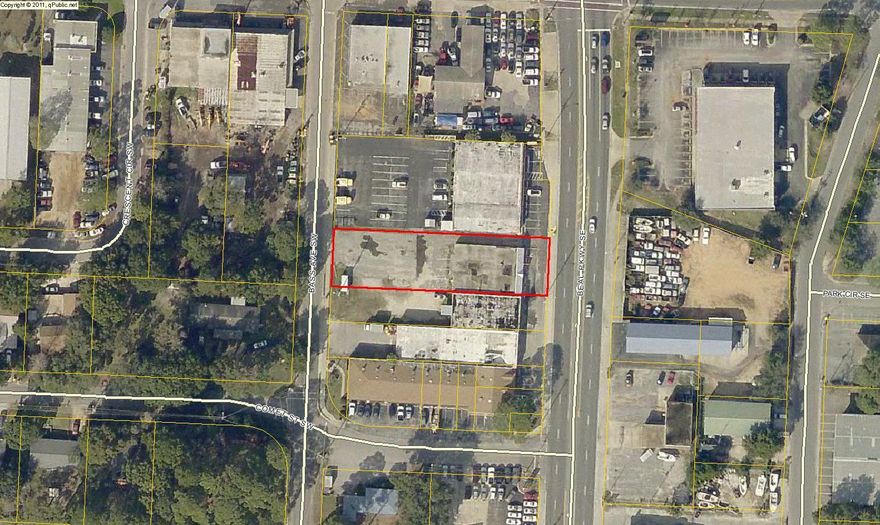 Desirable commercial property with direct frontage on Beal Parkway! The property also backs up to Bass Street and there is ample parking in the rear off of Bass St. The 3,640 building built in 1964 is in poor condition and will be sold as-is where-is and is given no value. Fort Walton Beach future land use suggests commercial use, buyer to verify with the city.