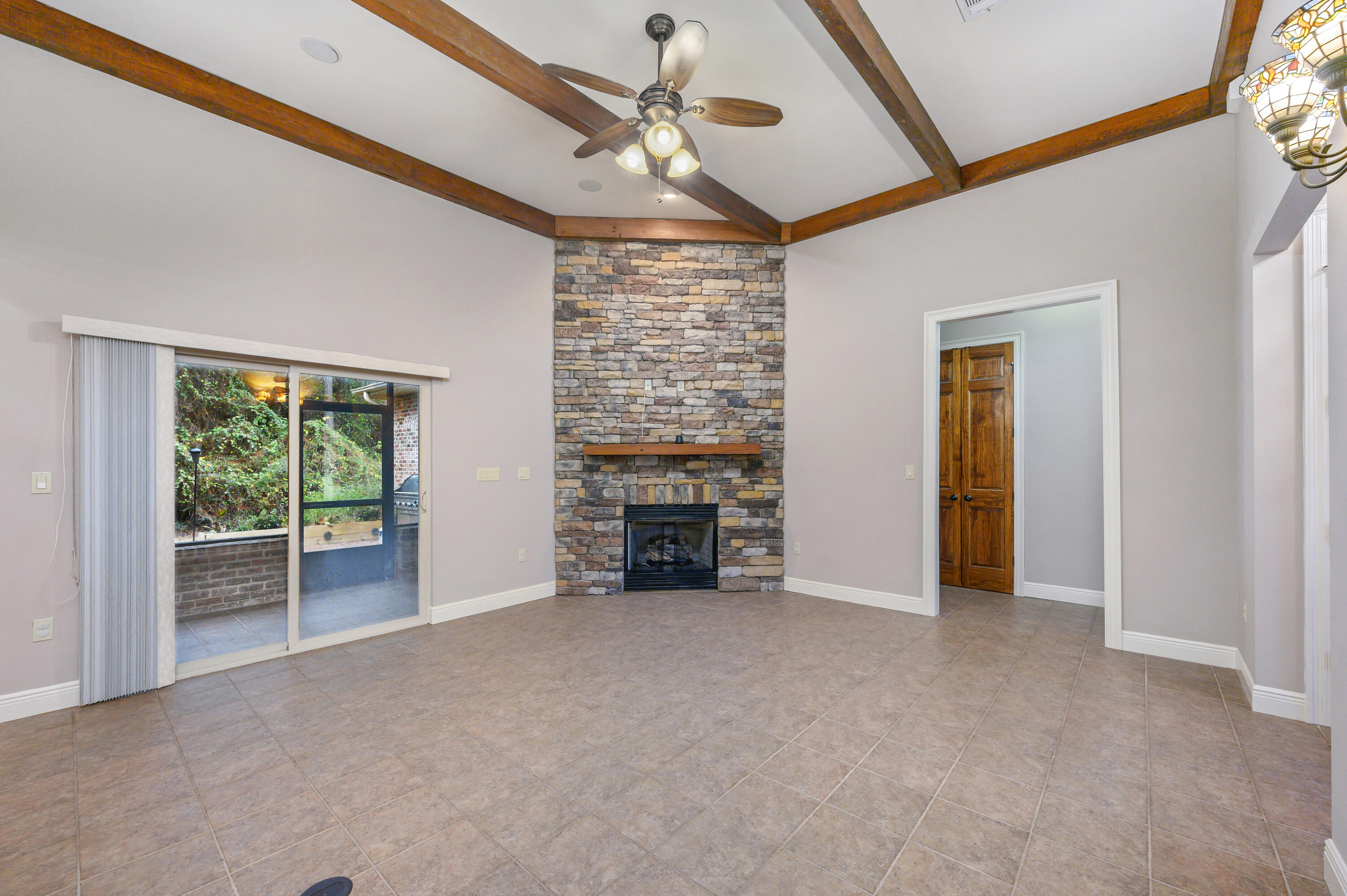 SILVER OAKS PH 1 - Residential