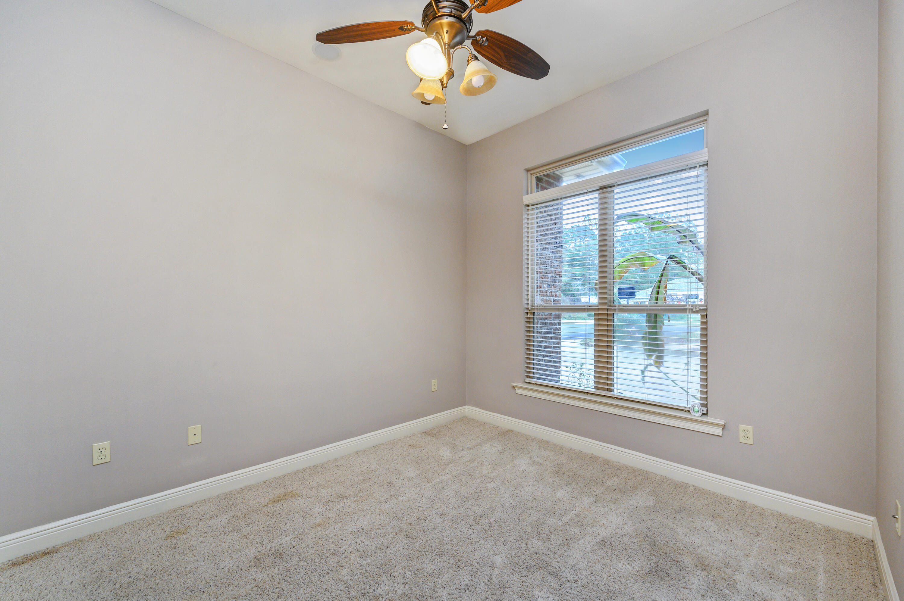 SILVER OAKS PH 1 - Residential