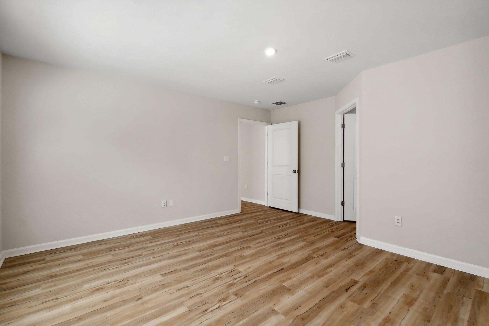 CROSS CREEK - Residential Lease