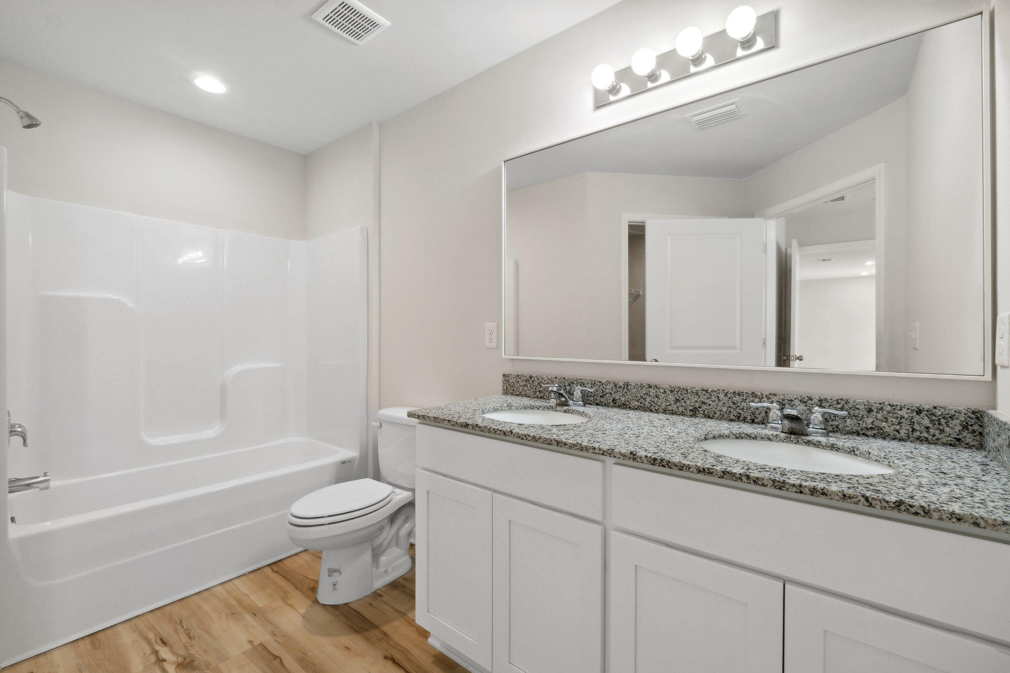 CROSS CREEK - Residential Lease