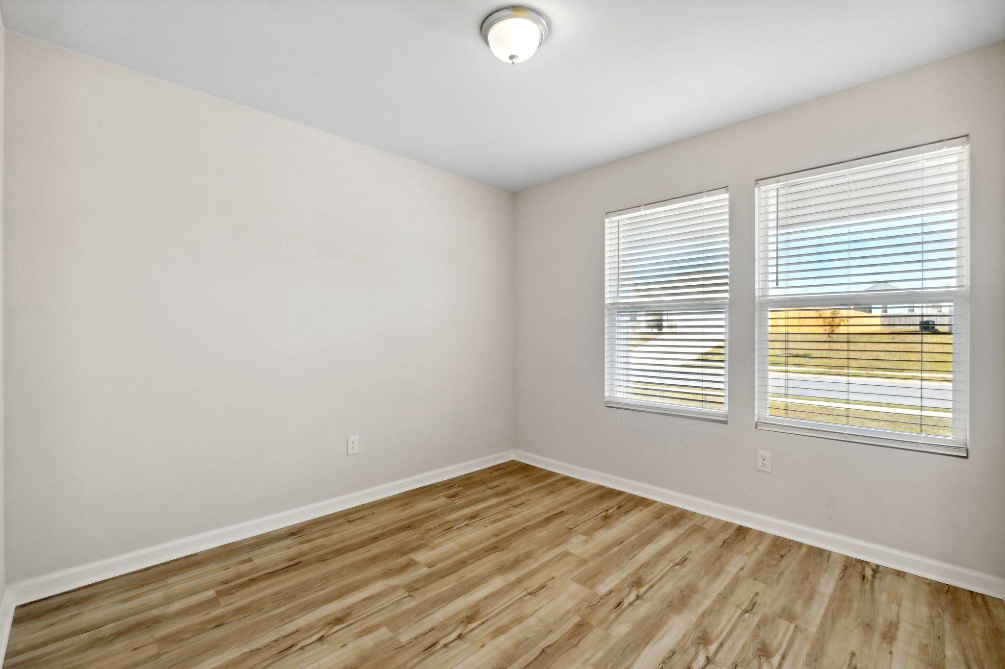 CROSS CREEK - Residential Lease