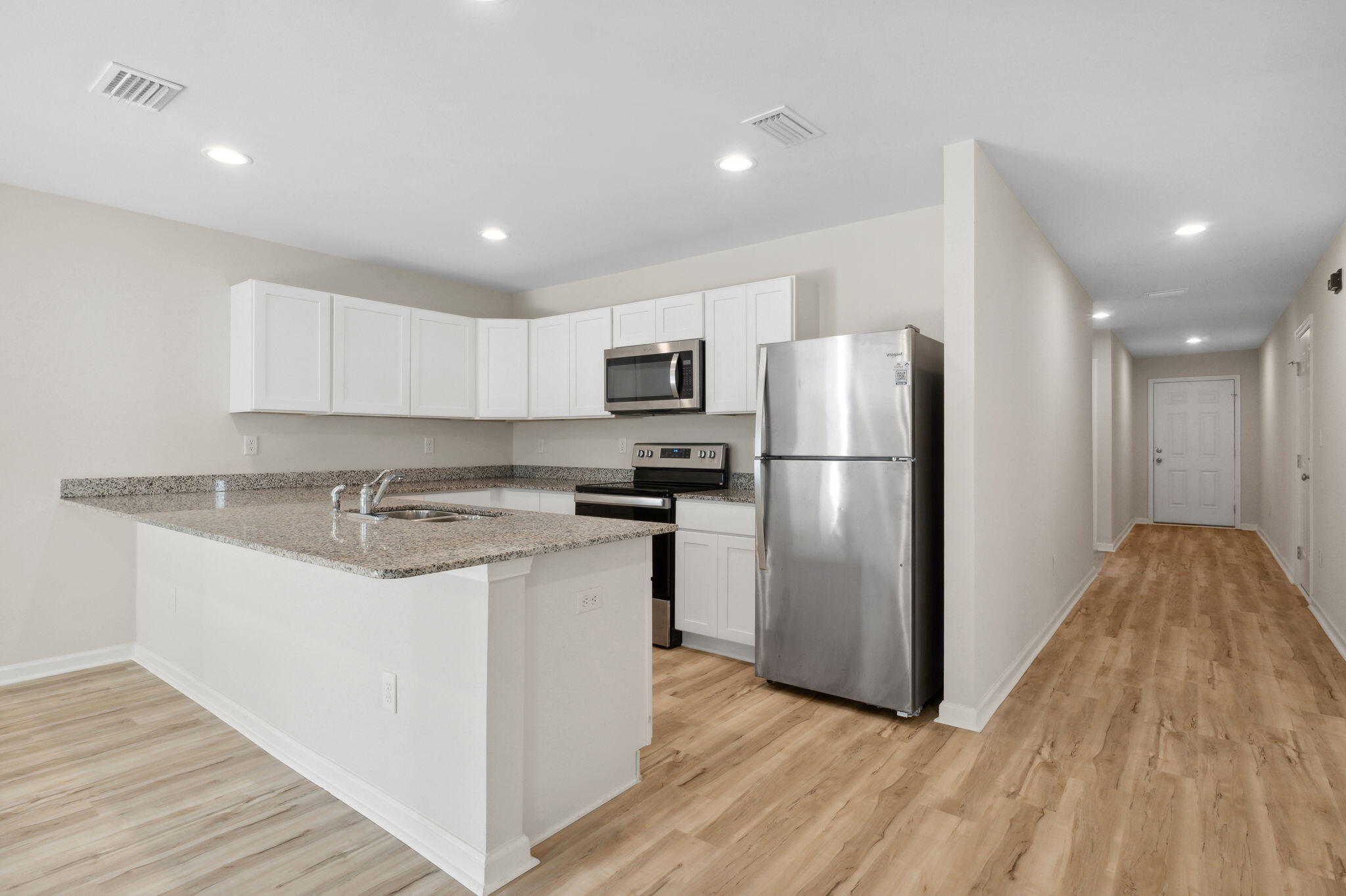 CROSS CREEK - Residential Lease