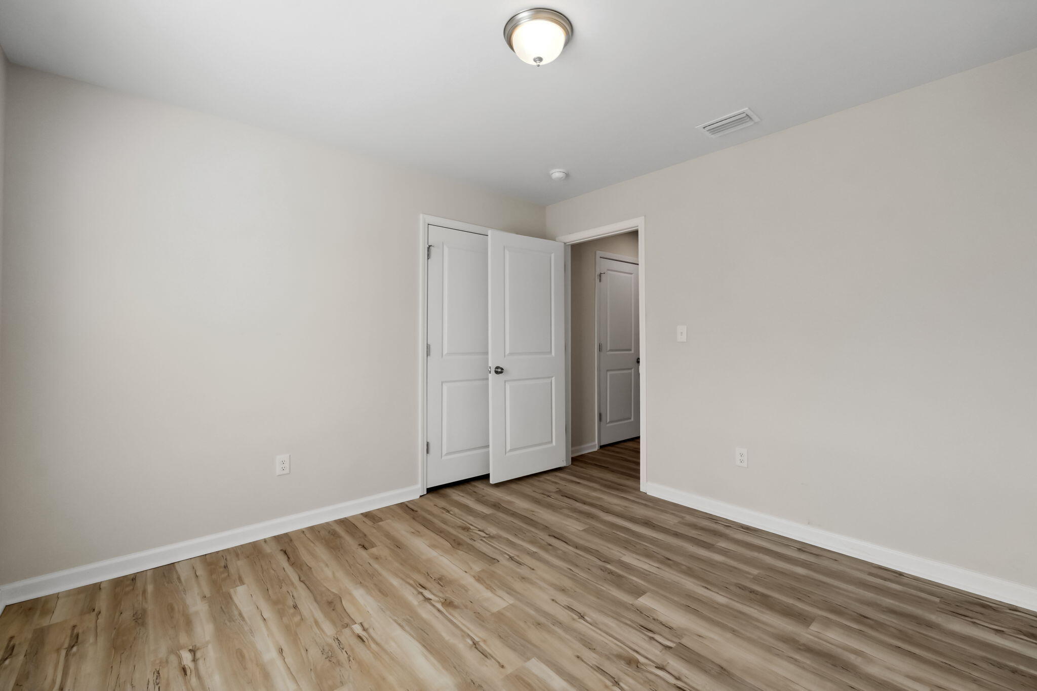 CROSS CREEK - Residential Lease