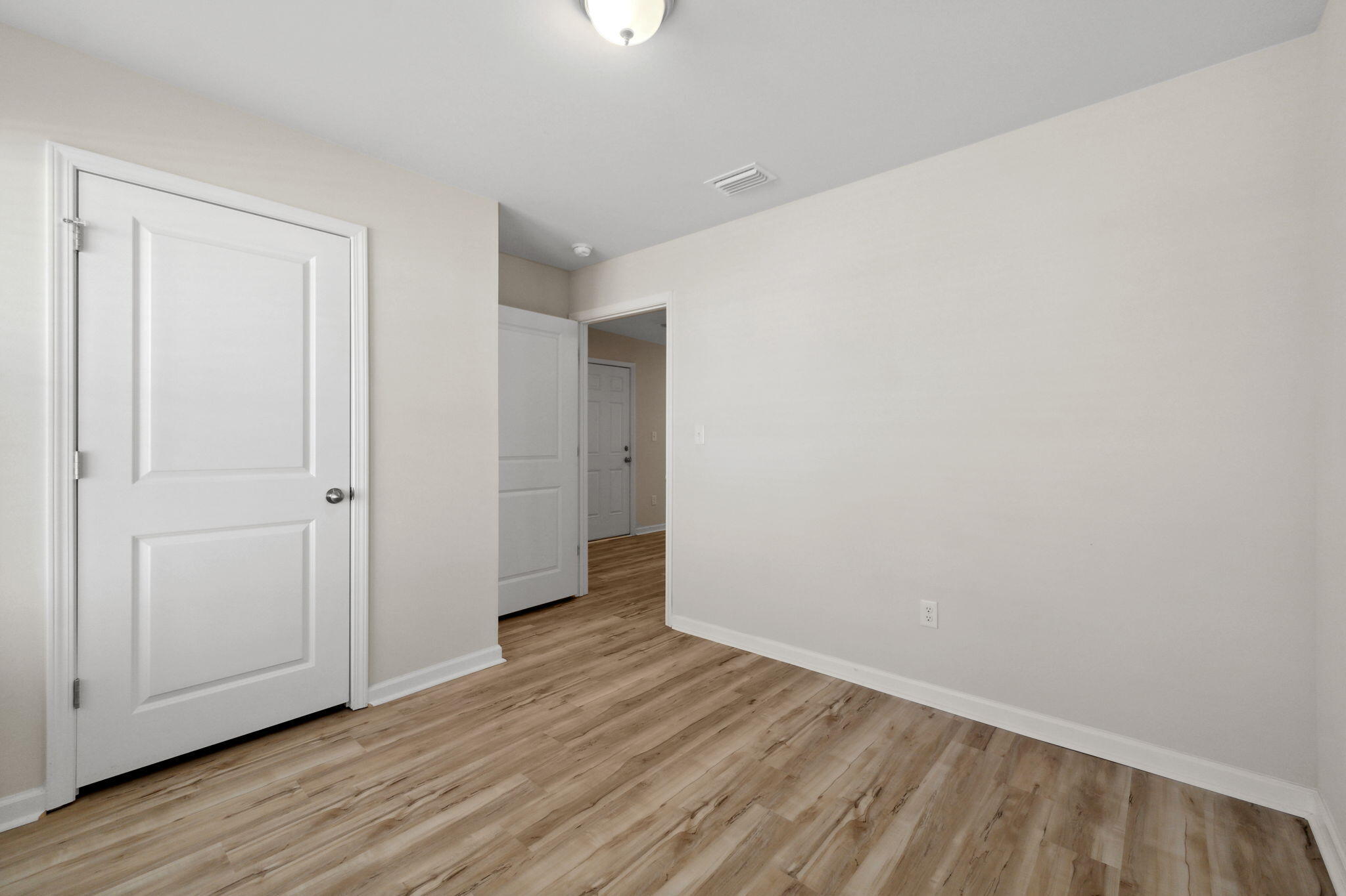 CROSS CREEK - Residential Lease