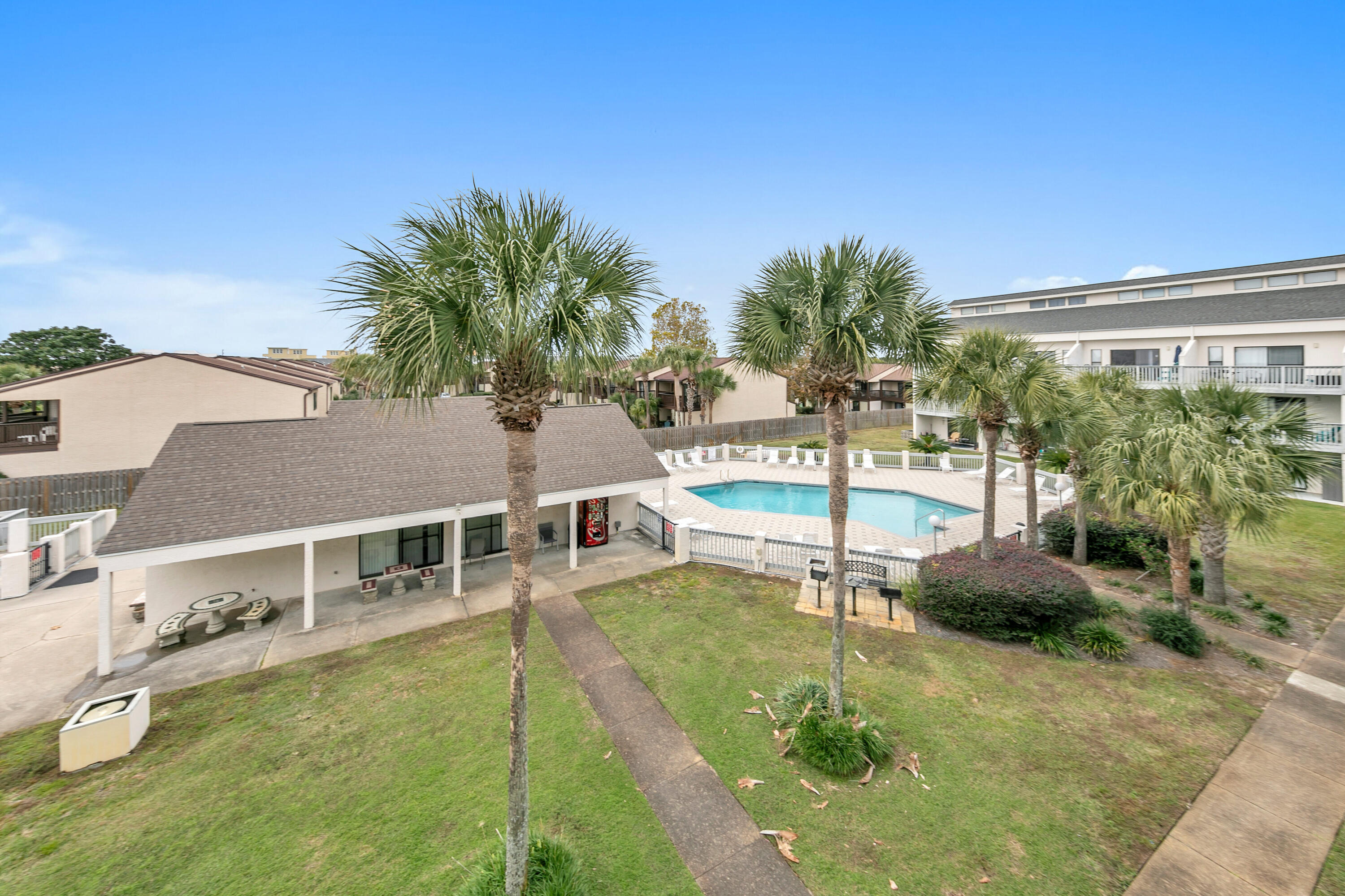 Endless Summer II - Residential
