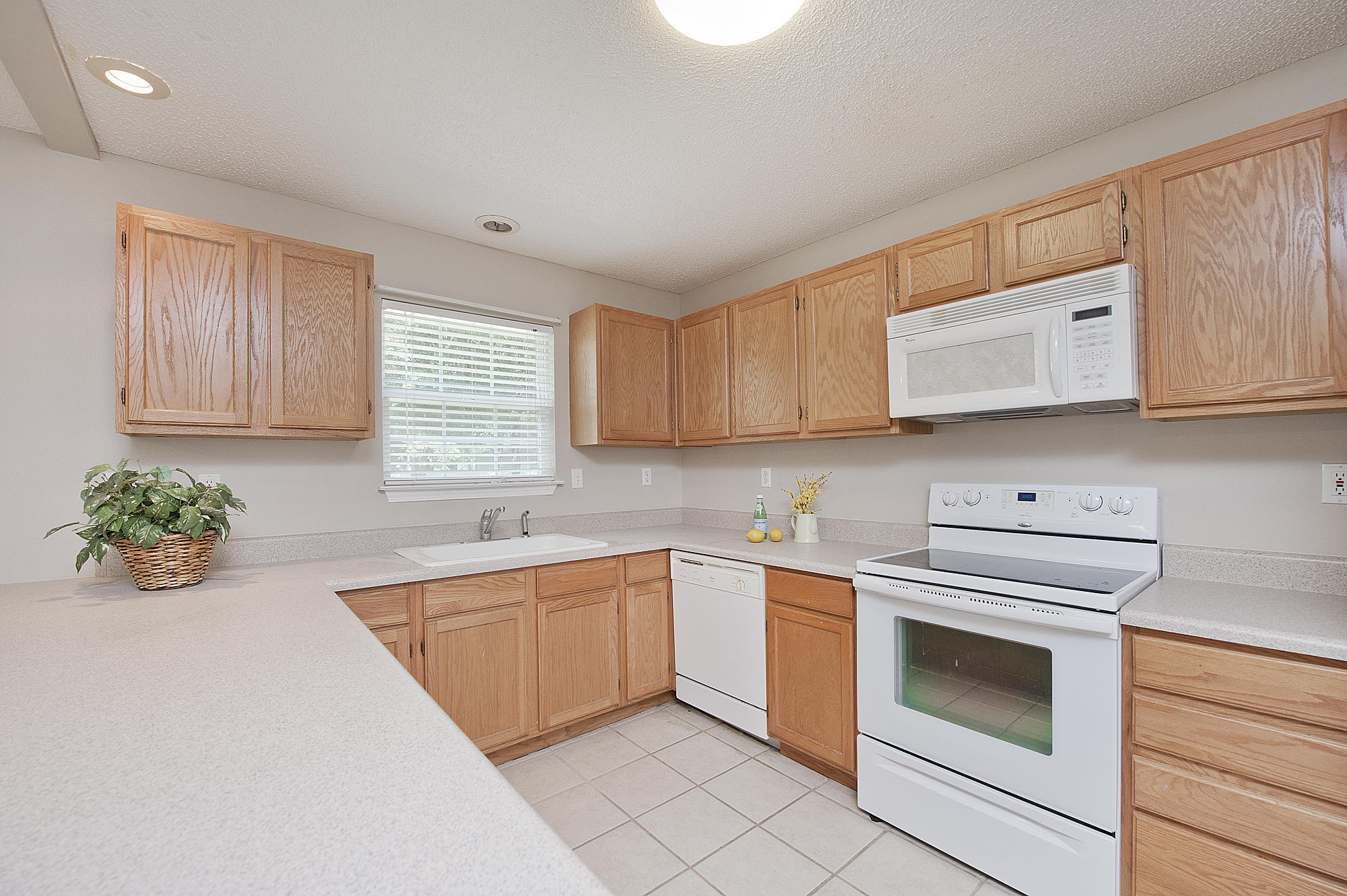 WINDING CREEK ESTATES PH 1 - Residential