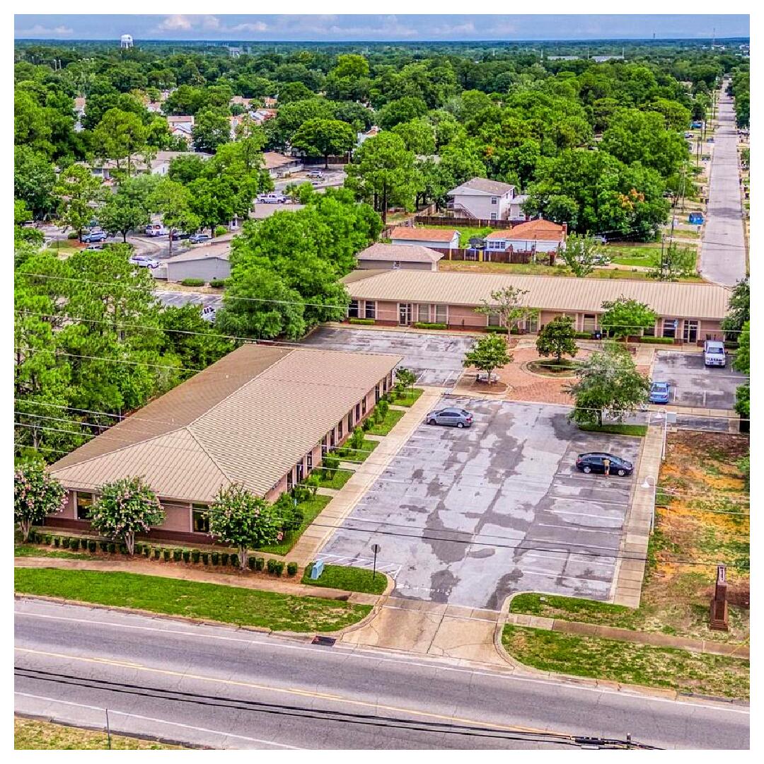 Fully furnished office suite in professionally managed office park. Viking Plaza is a well-appointed mixed-use low-rise building with a total of 12,783 square feet of space, classified as Class A. Established in 2011, this center is home to a dynamic mix of professional offices and retail establishments, including Panhandle Pediatric Dentistry, Emerald Coast Psychiatric Care, Fishbein Orthodontics, Payroll Management Innovations, and Rally Point Management. Each of these businesses provides essential services in the community drawing in clients for a harmonious environment within the premises.. Fully furnished office suite located in a professional office park. Upon entering, you will be greeted by a beautifully decorated reception area featuring a wall-mounted television, luxury vinyl flooring, and a chic neutral color palette. The waiting area is elegantly designed with comfortable seating for guests.
The four private offices offer modern furniture, neutrally painted walls, and upgraded carpeting. The conference room is equipped with a conference table that seats ten people, along with oversized wall mounted electronics. Additionally, there is a spacious cubicle area for ten employees, arranged with L-shaped desks, ample storage, drawers, dry erase boards, and overhead storage.