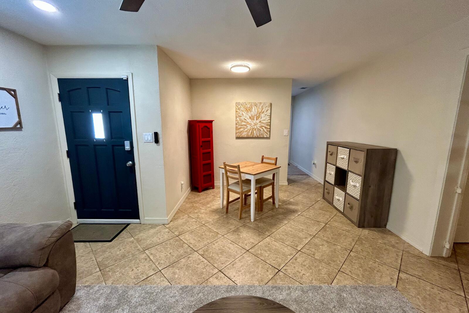 ELLIOTTS POINT - Residential