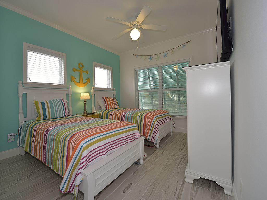 GULFSIDE COTTAGES - Residential