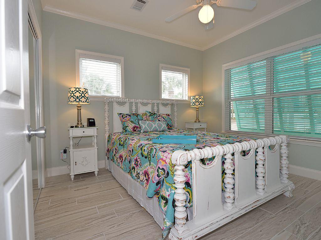 GULFSIDE COTTAGES - Residential