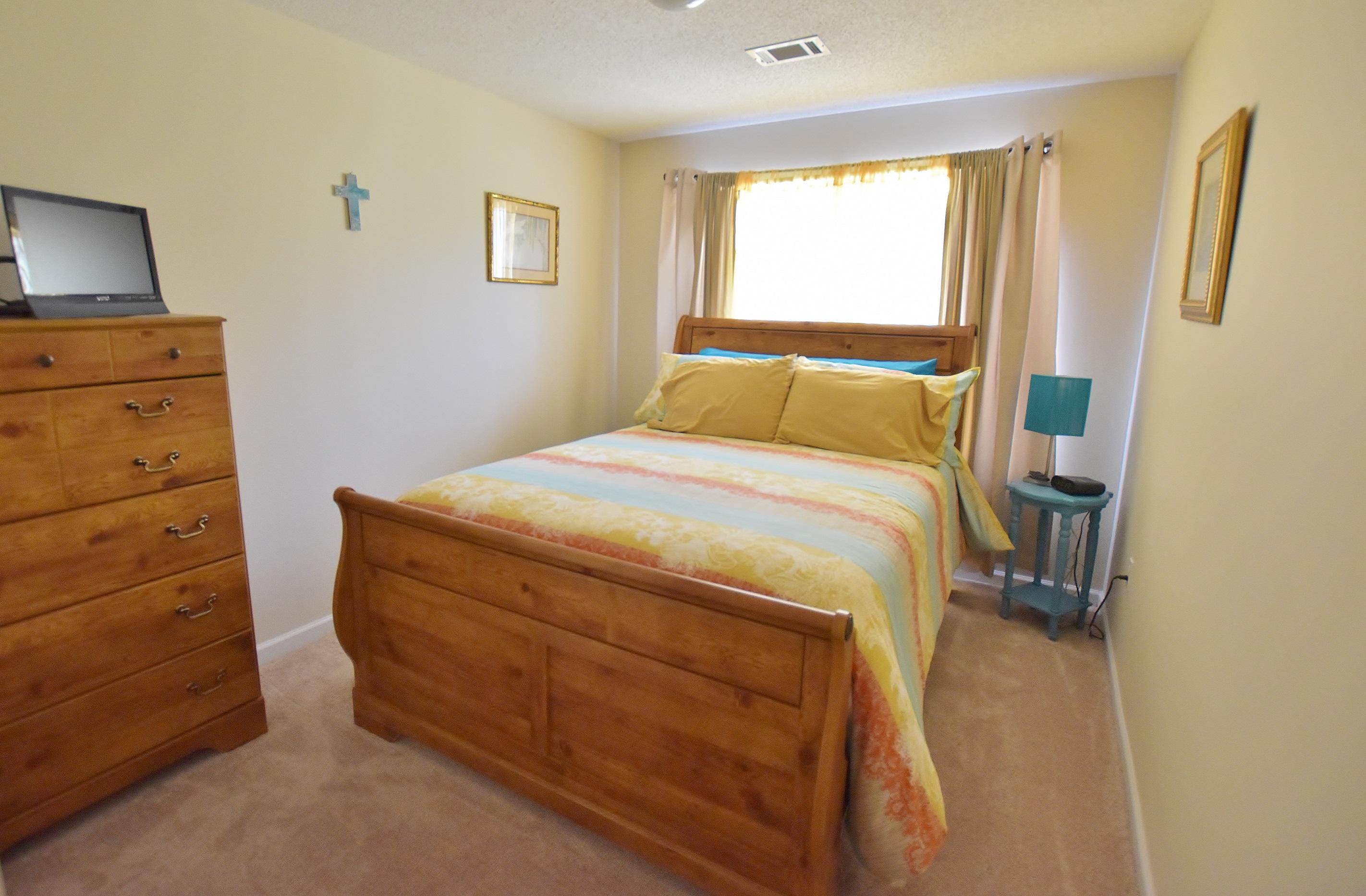 ROLLING PINES - Residential