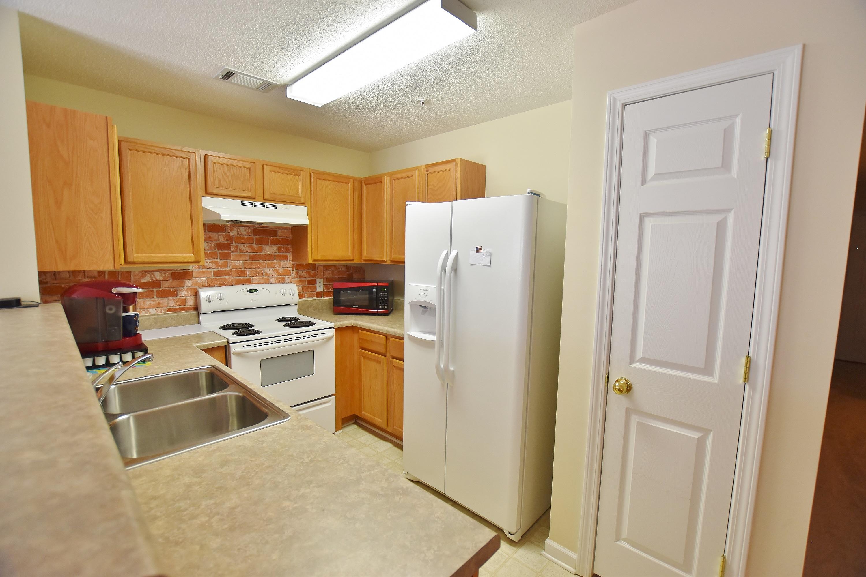 ROLLING PINES - Residential