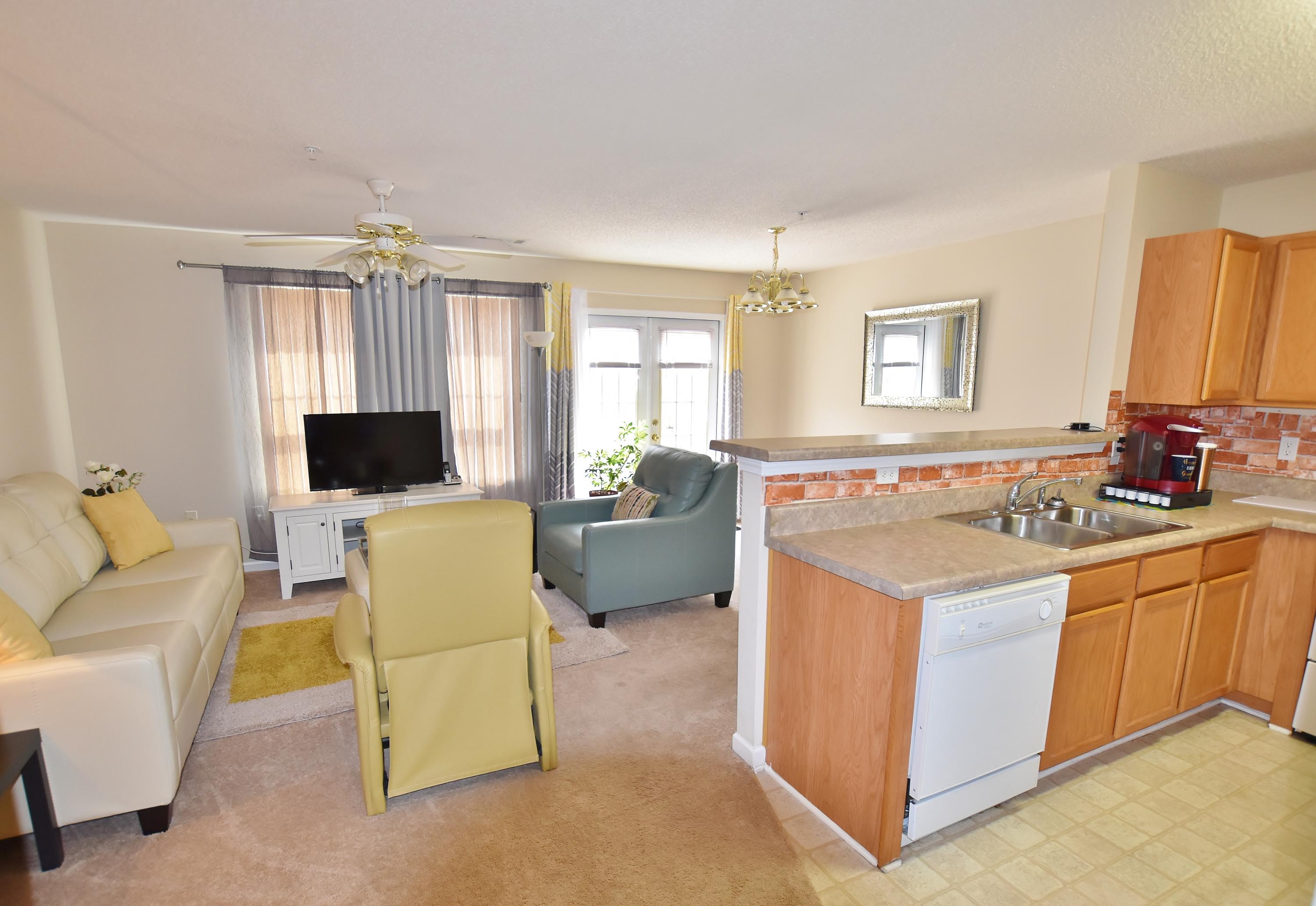 ROLLING PINES - Residential