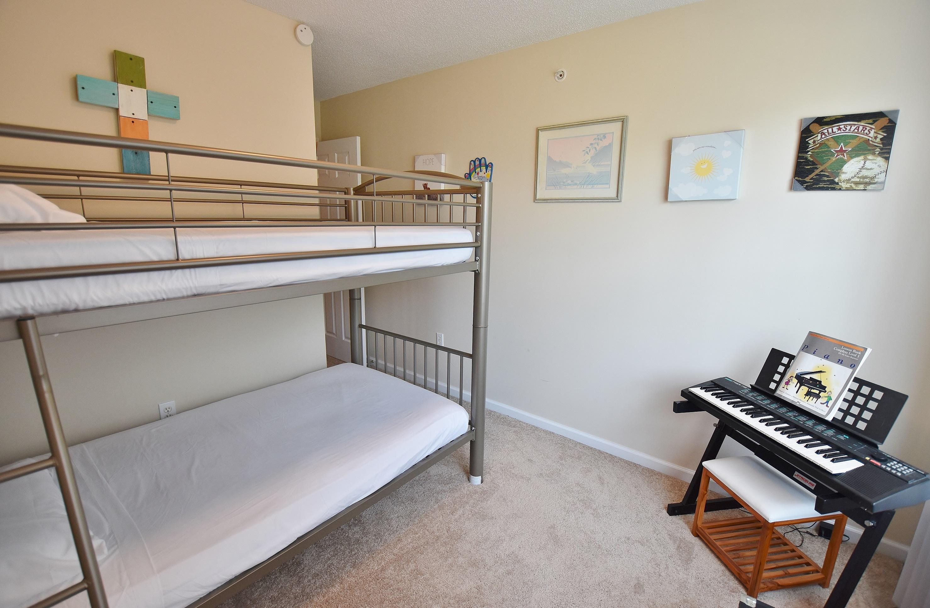 ROLLING PINES - Residential