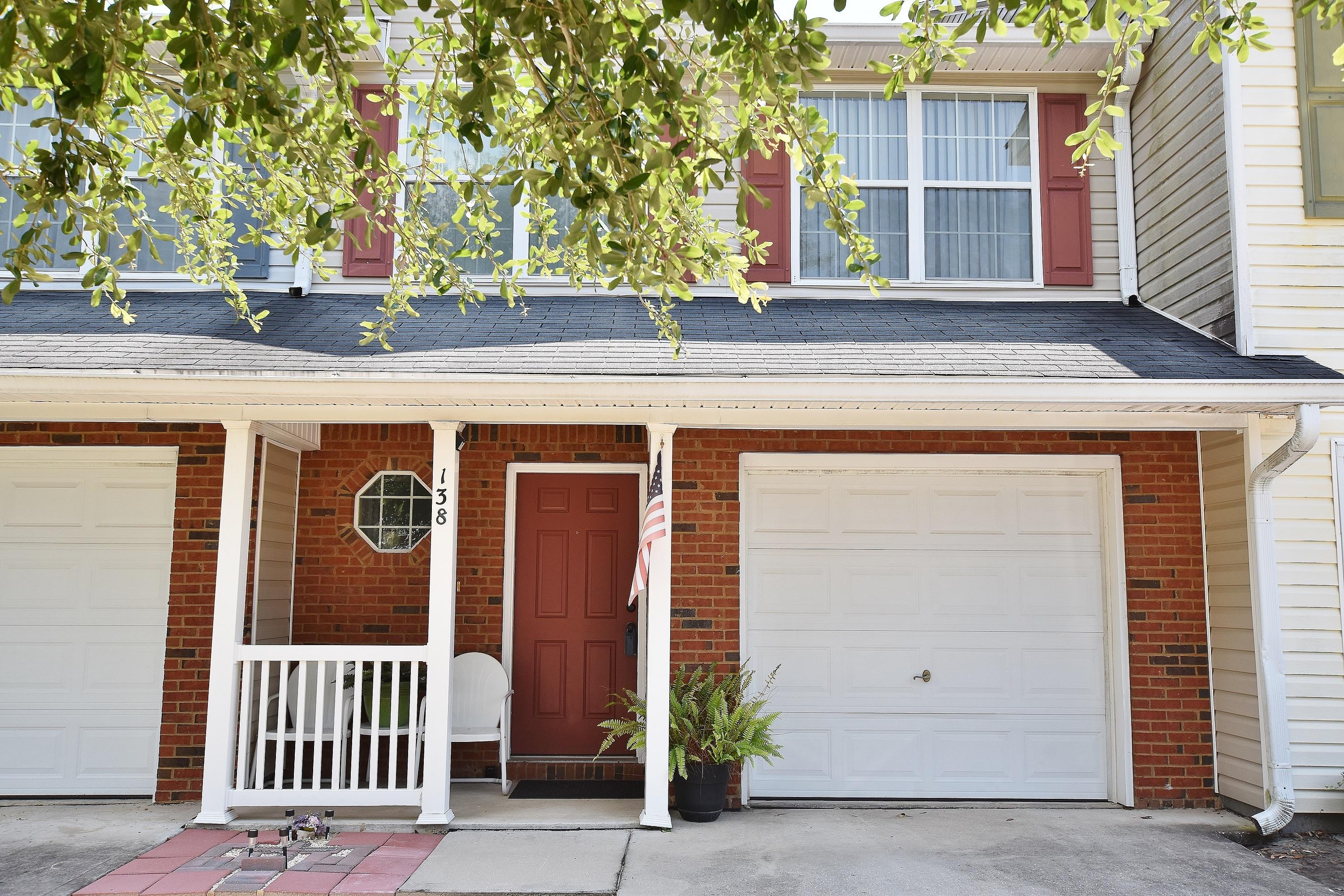 ROLLING PINES - Residential