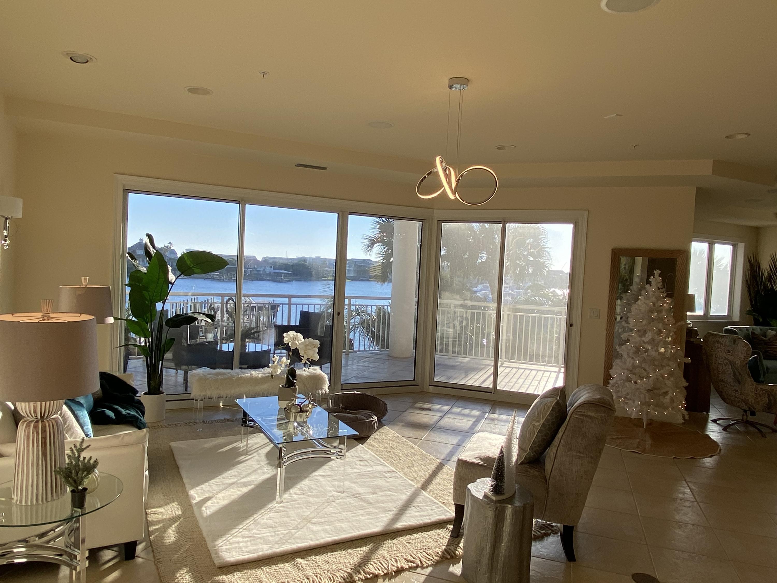 GRAND HARBOR - Residential