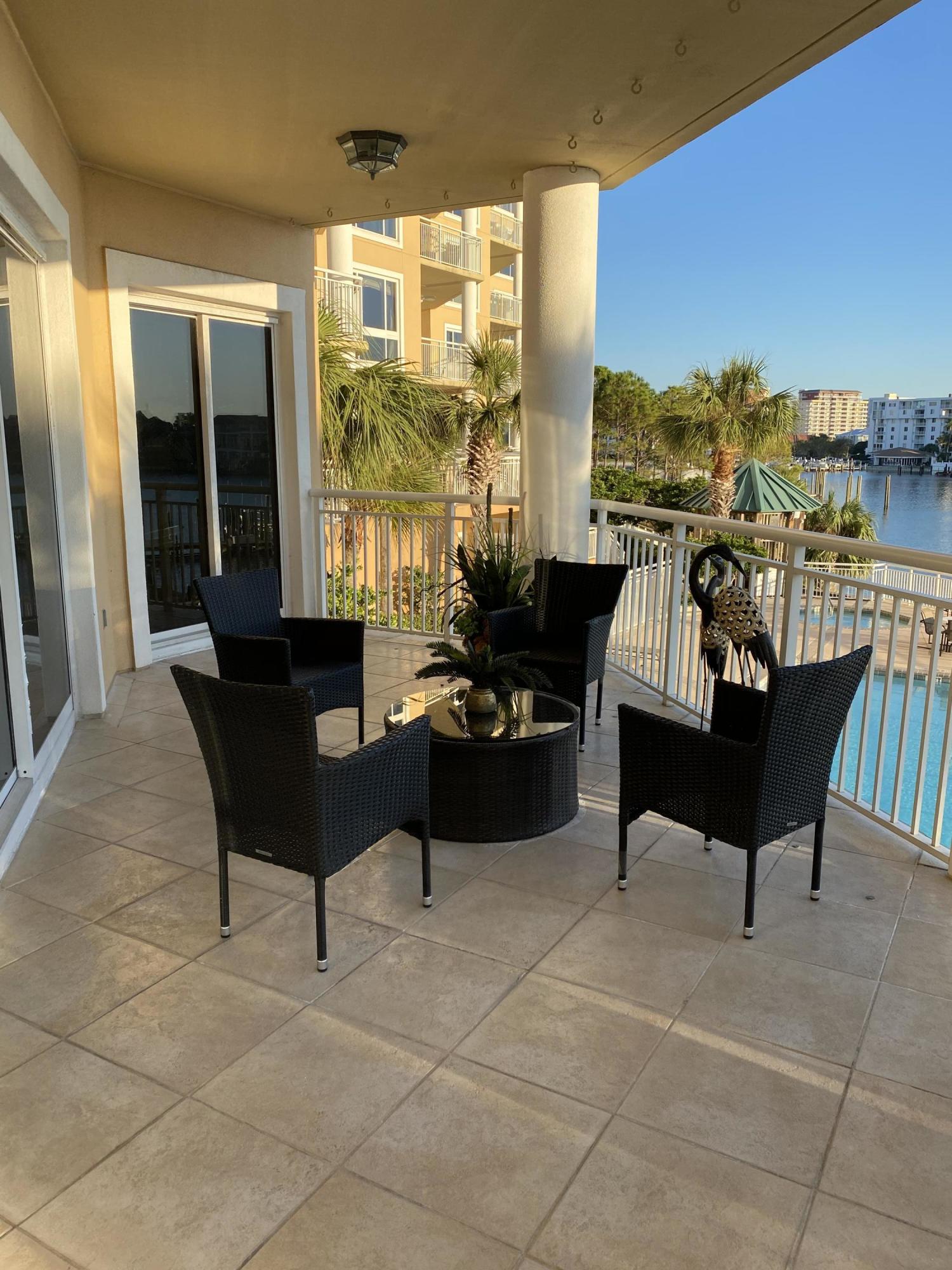 GRAND HARBOR - Residential