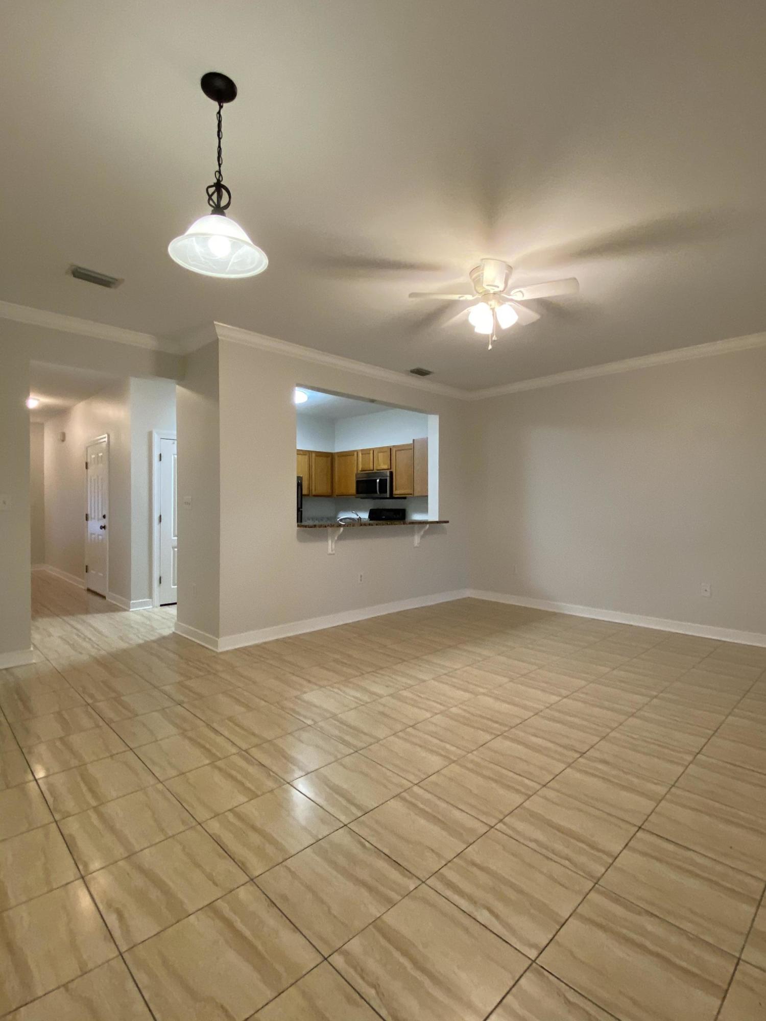 TWIN LAKES TOWNHOMES PH 2 - Residential Lease