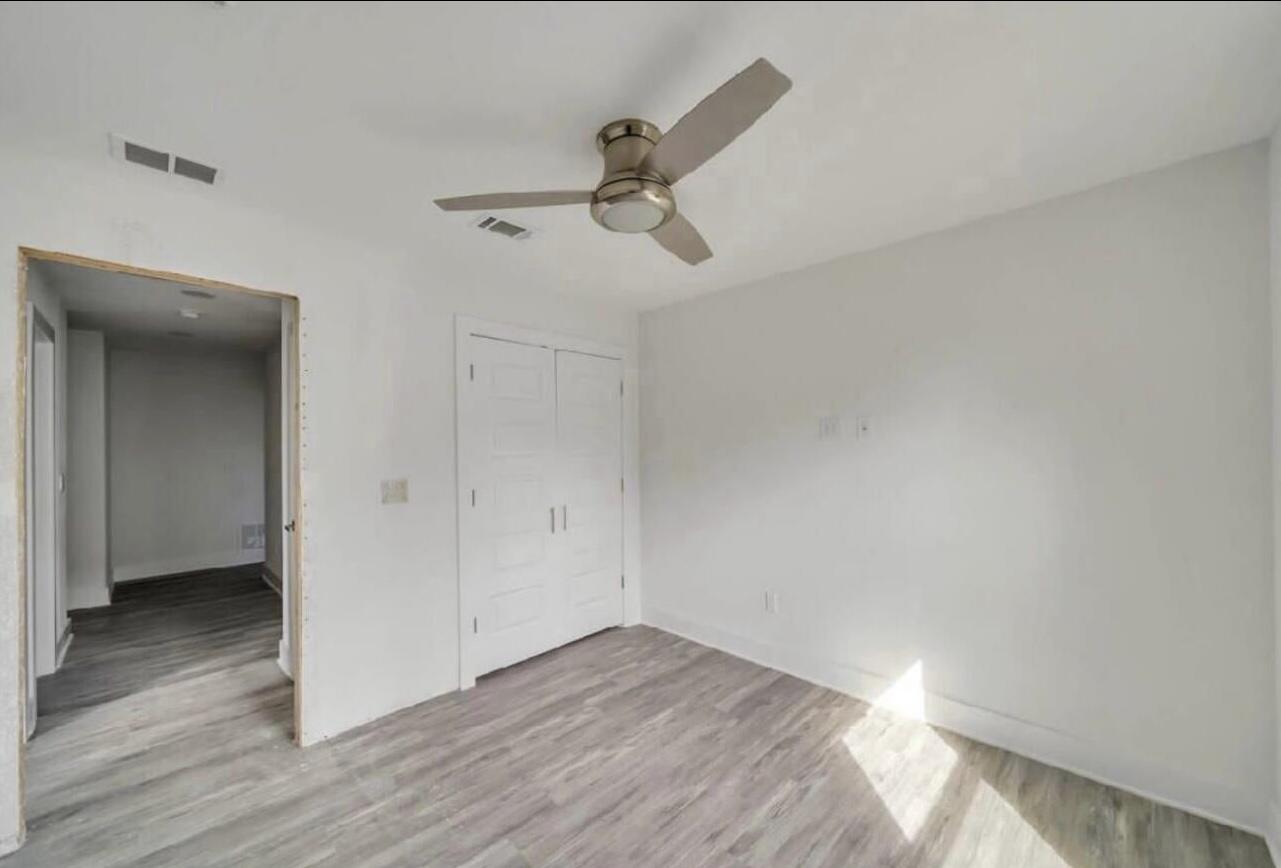 OAKWOOD HILLS - Residential