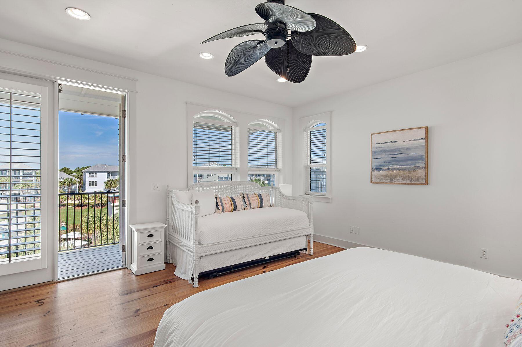 SEACREST BEACH - Residential