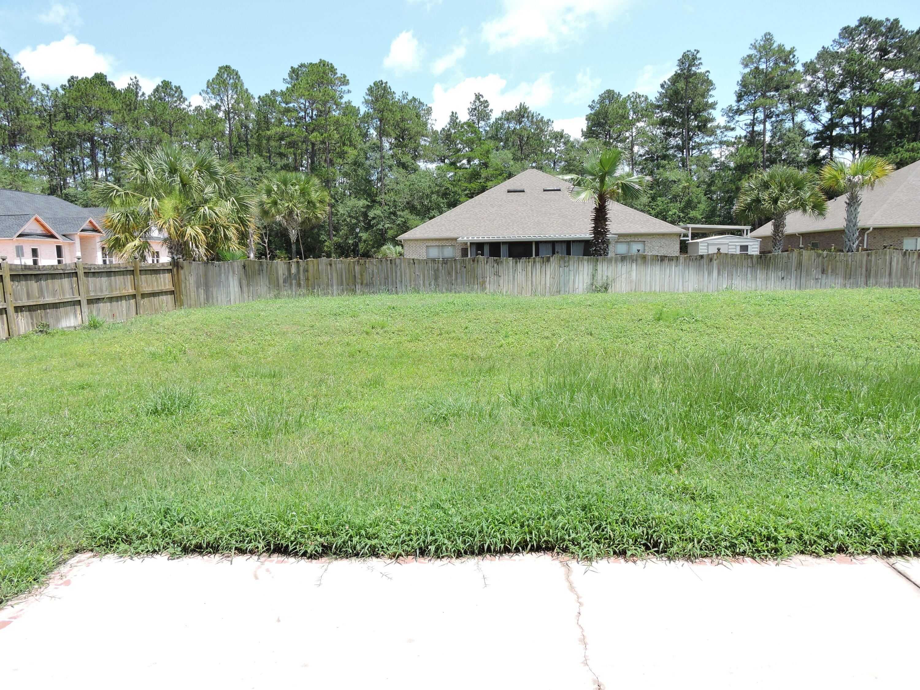 ASHTIN ESTATES - Residential Lease