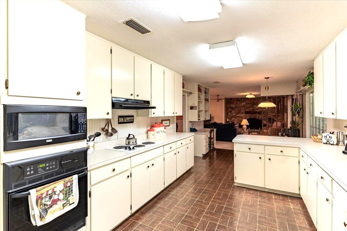 KENWOOD S/D 1ST ADDN - Residential