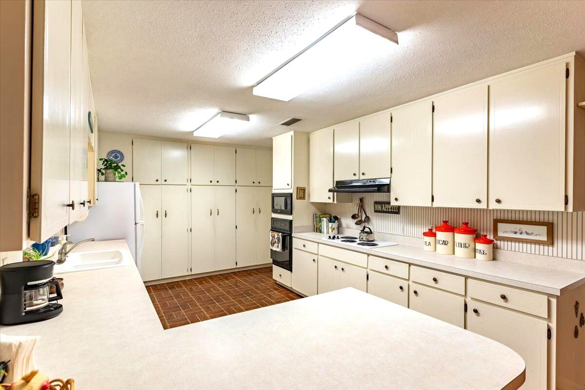 KENWOOD S/D 1ST ADDN - Residential