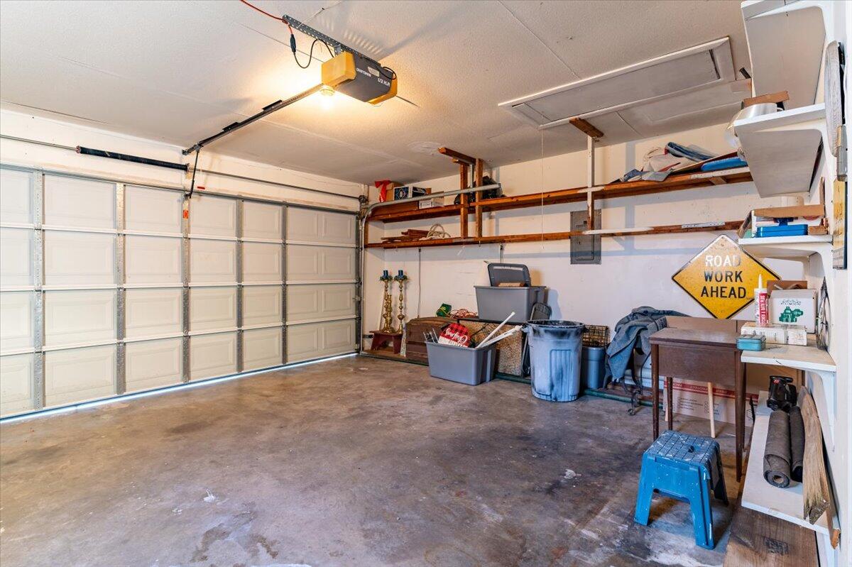 KENWOOD S/D 1ST ADDN - Residential