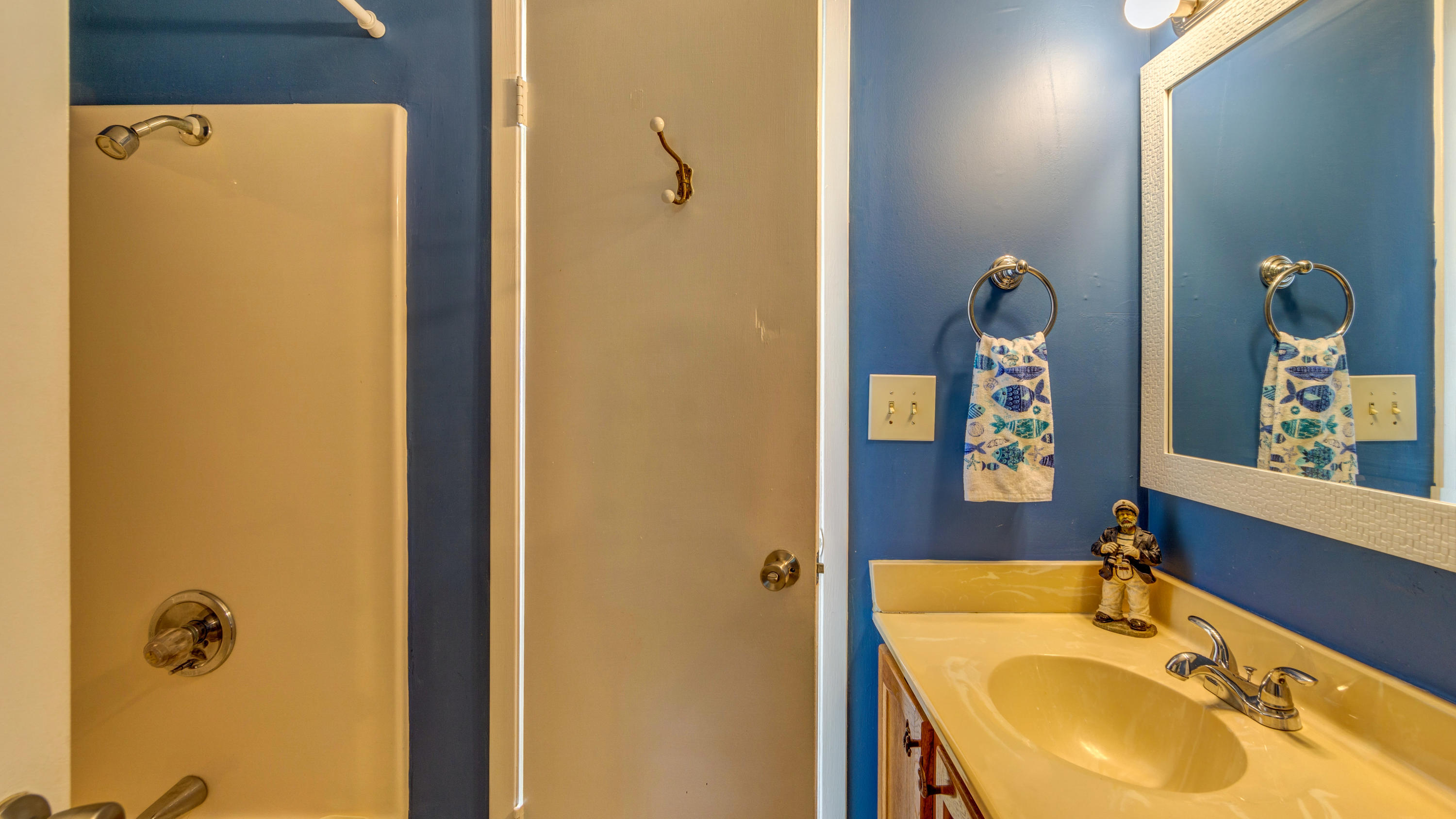 LULLWATER BEACH CONDO - Residential