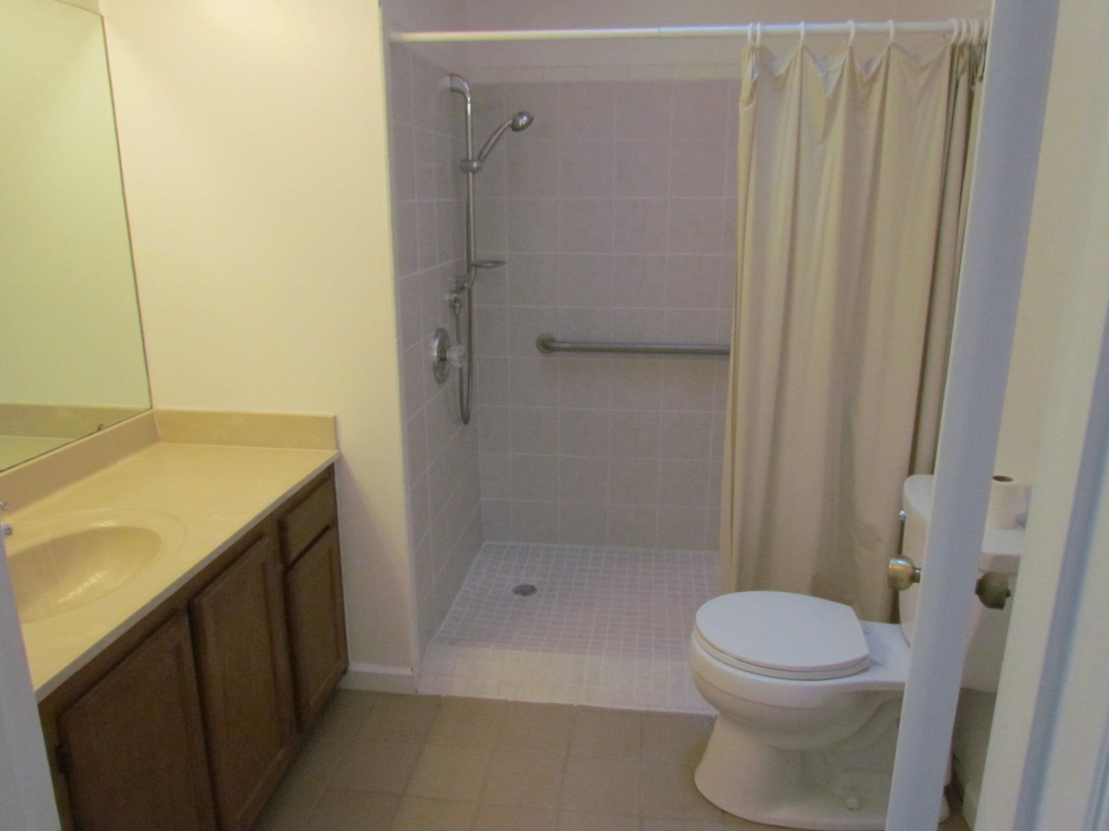 HIDDEN COVE PH 2 - Residential Lease