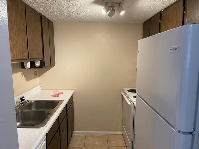 COLLEGE PARK CONDO - Residential Lease