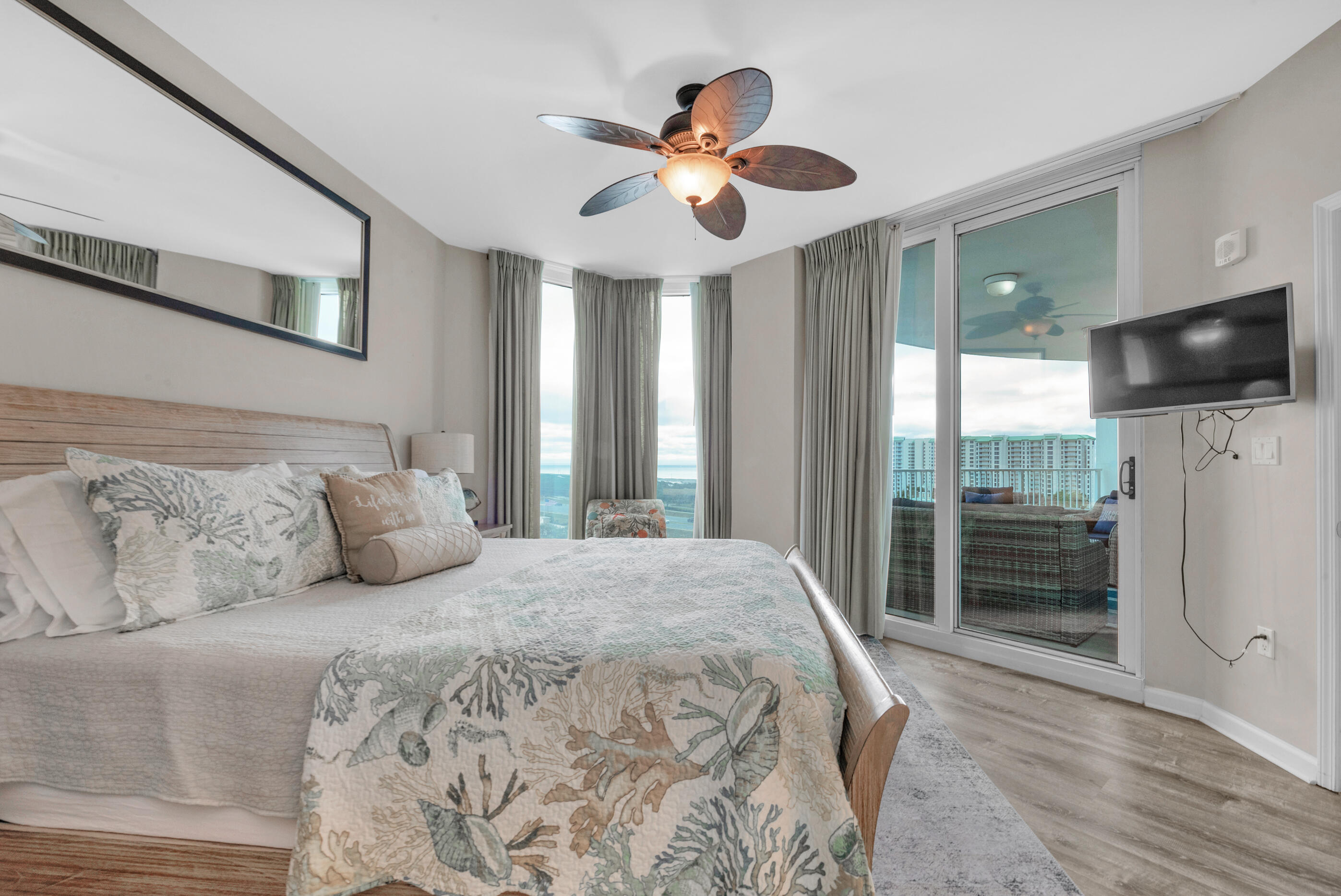 THE PALMS OF DESTIN - Residential