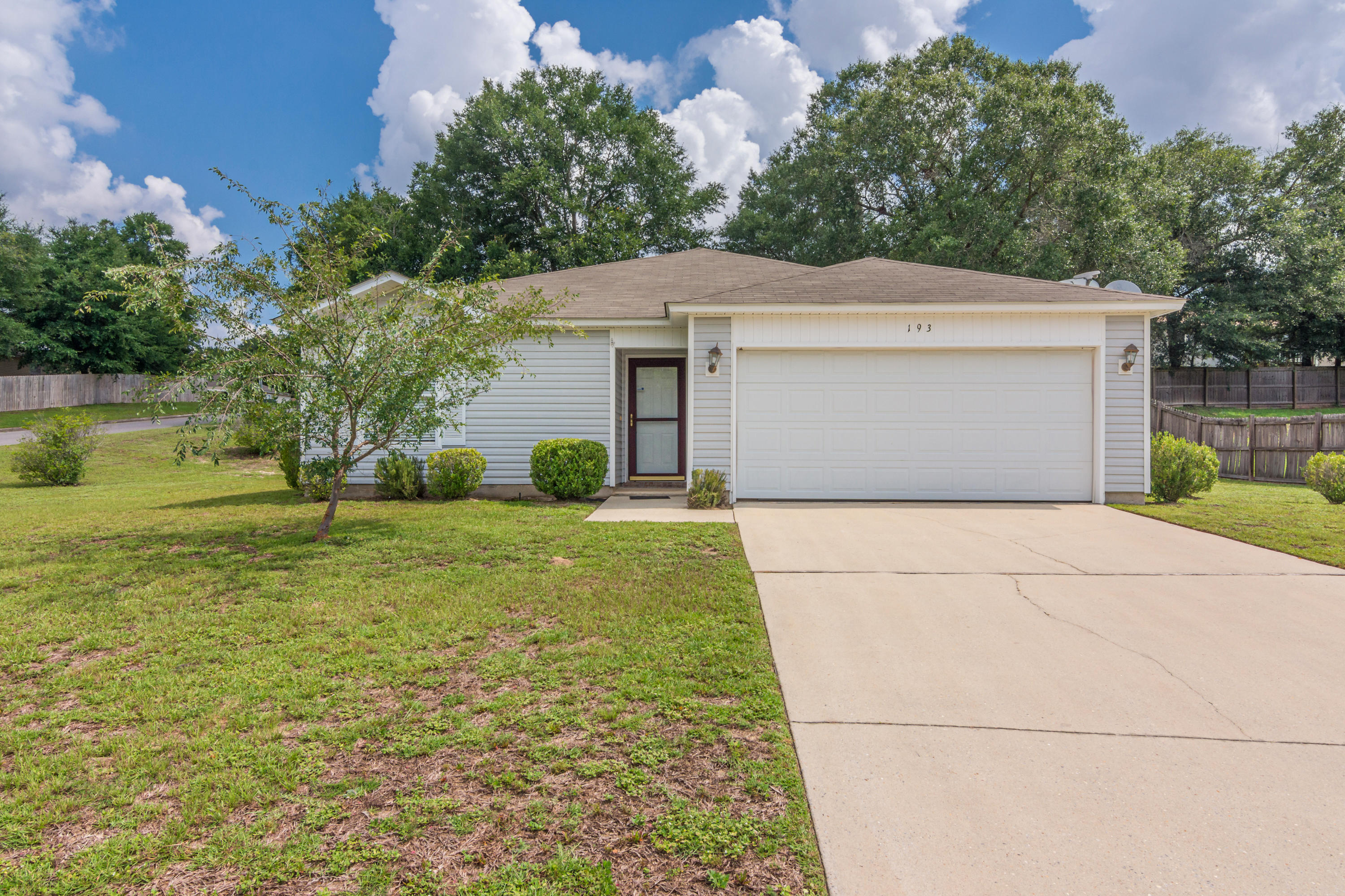 MOVE-IN READY!! Neat and tidy 4 bd/2ba home situated on just over a 1/4 corner lot and centrally located in town. The home has tile in all wet areas with the remainder of the home having carpet. Spacious living room w/ plant shelf and kitchen with granite counter tops. Nice owners suite with walk-in closet. Make your appt to view today! Buyer to verify all areas of importance