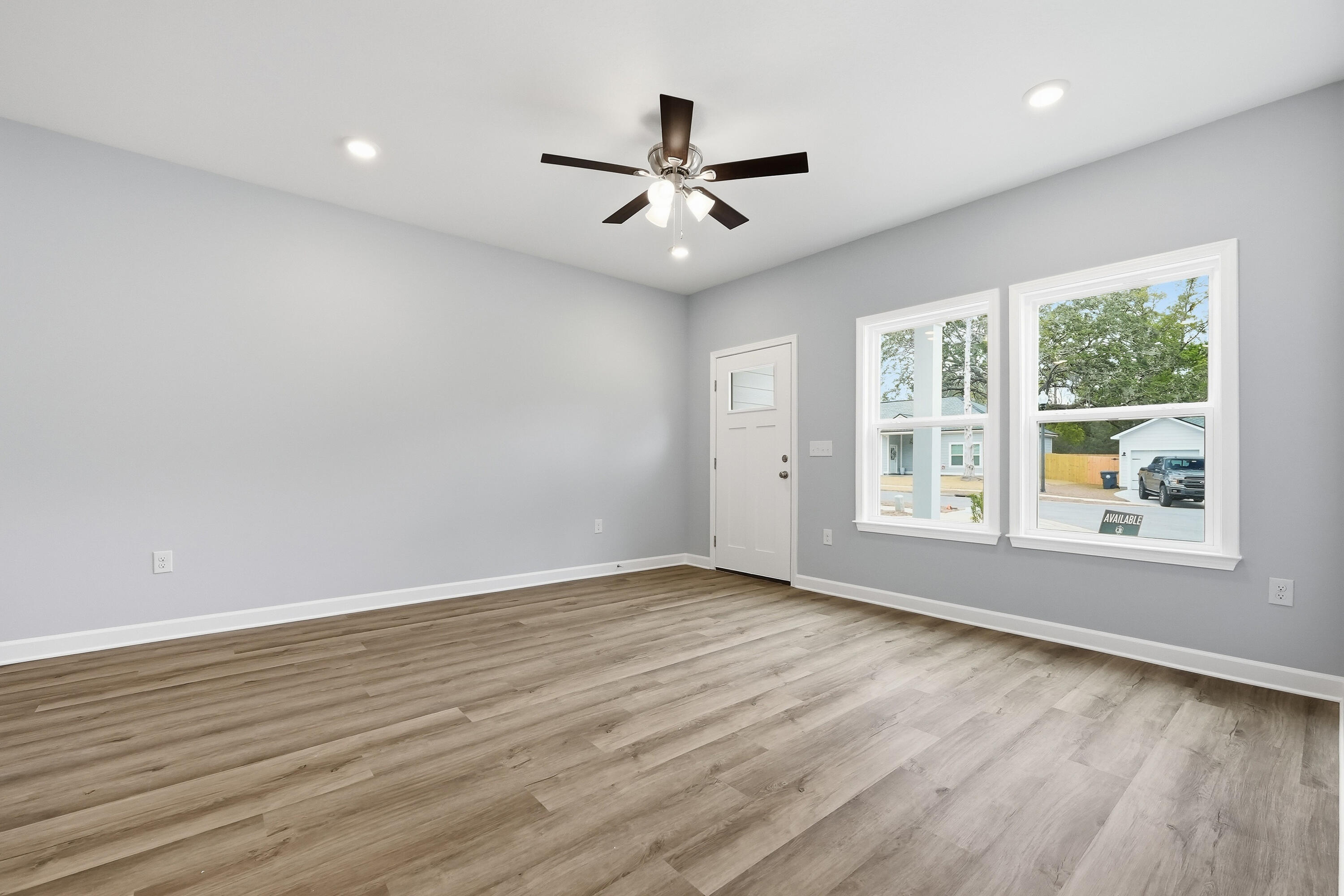 Live Oak Cottages - Residential