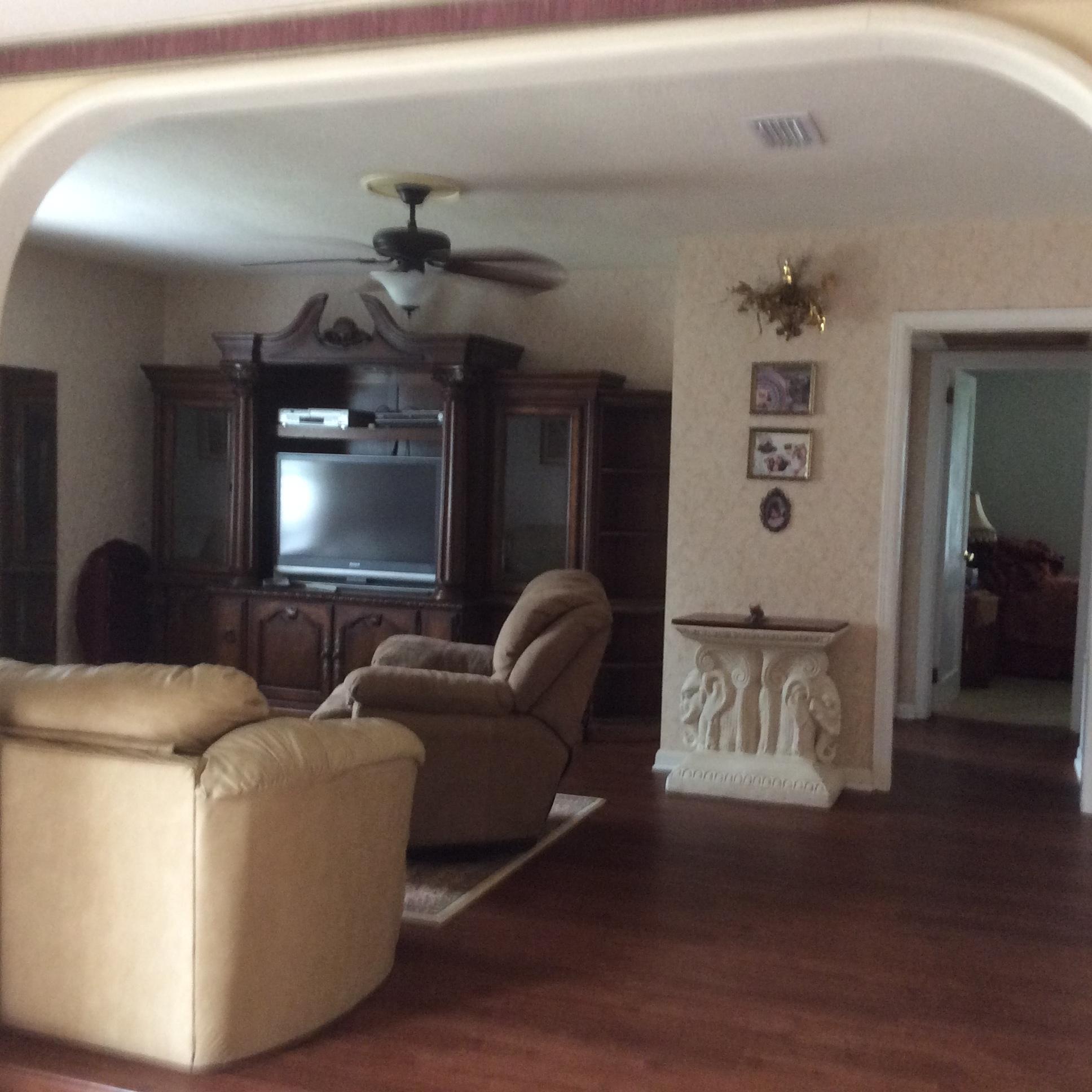 ELLIOTTS POINT - Residential